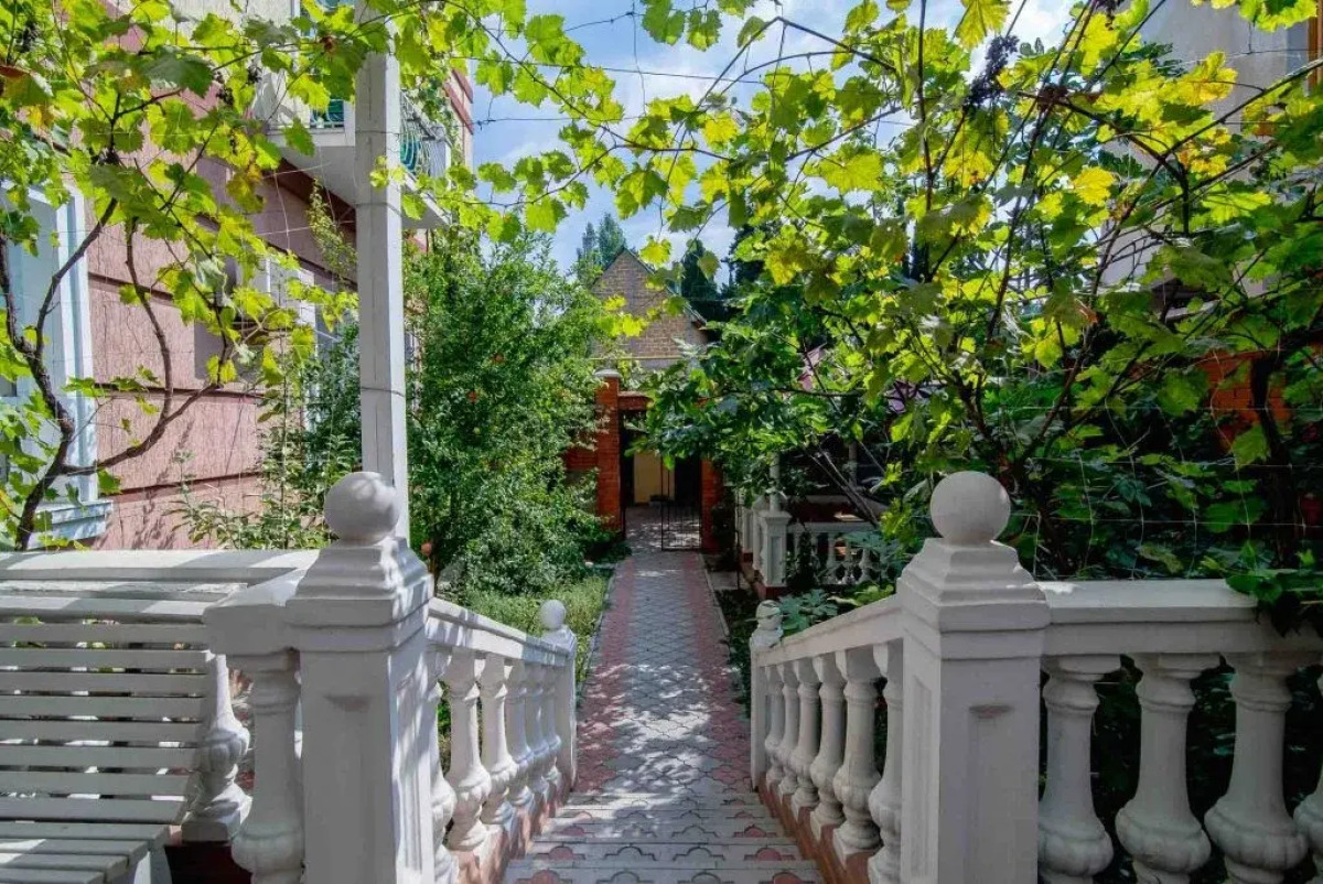 Отель Витекс