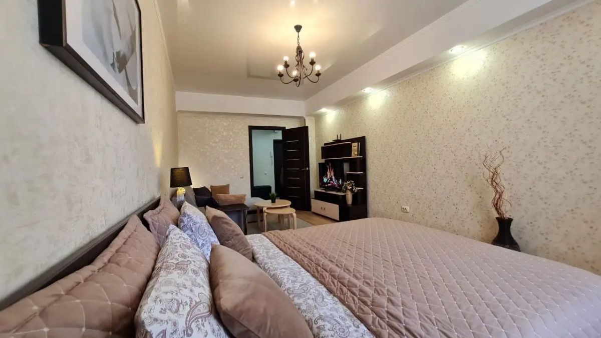 Апартаменты VIP квартиры на Московской by Sutki26