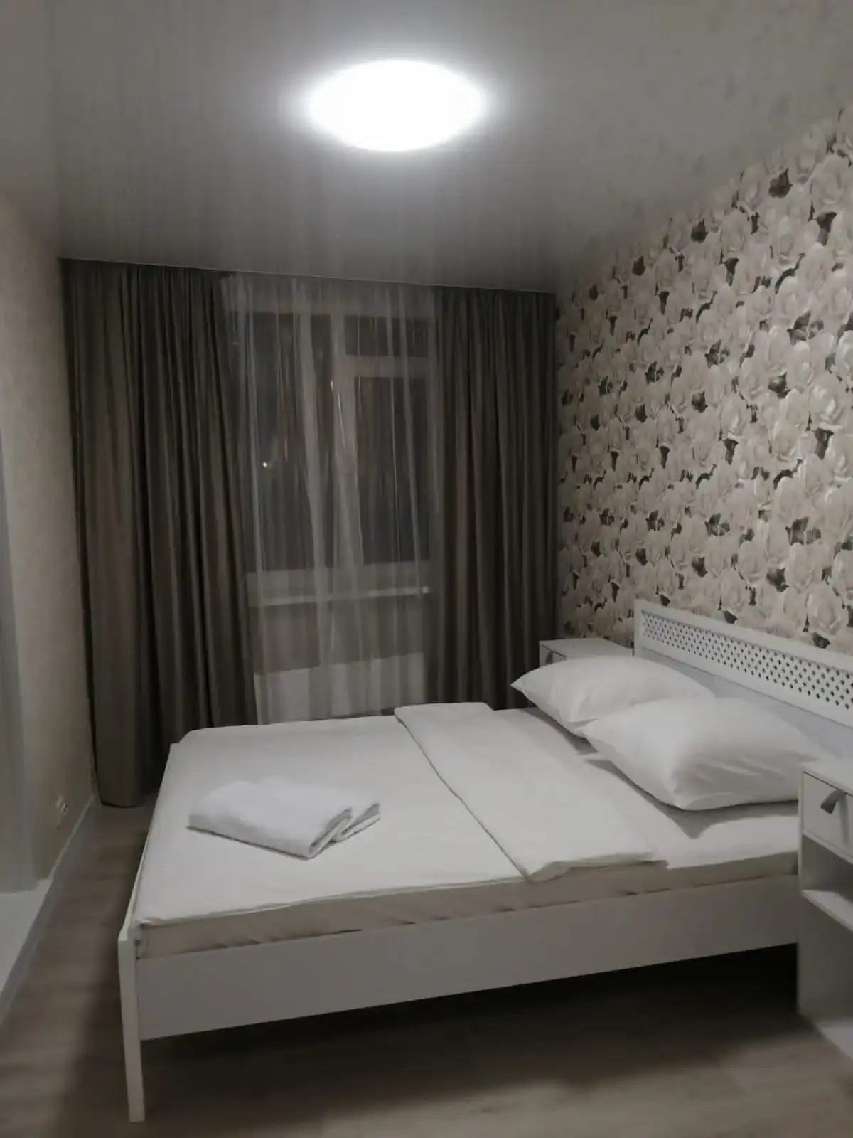 Апартаменты Двухкомнатная Квартира на Алексеева 27