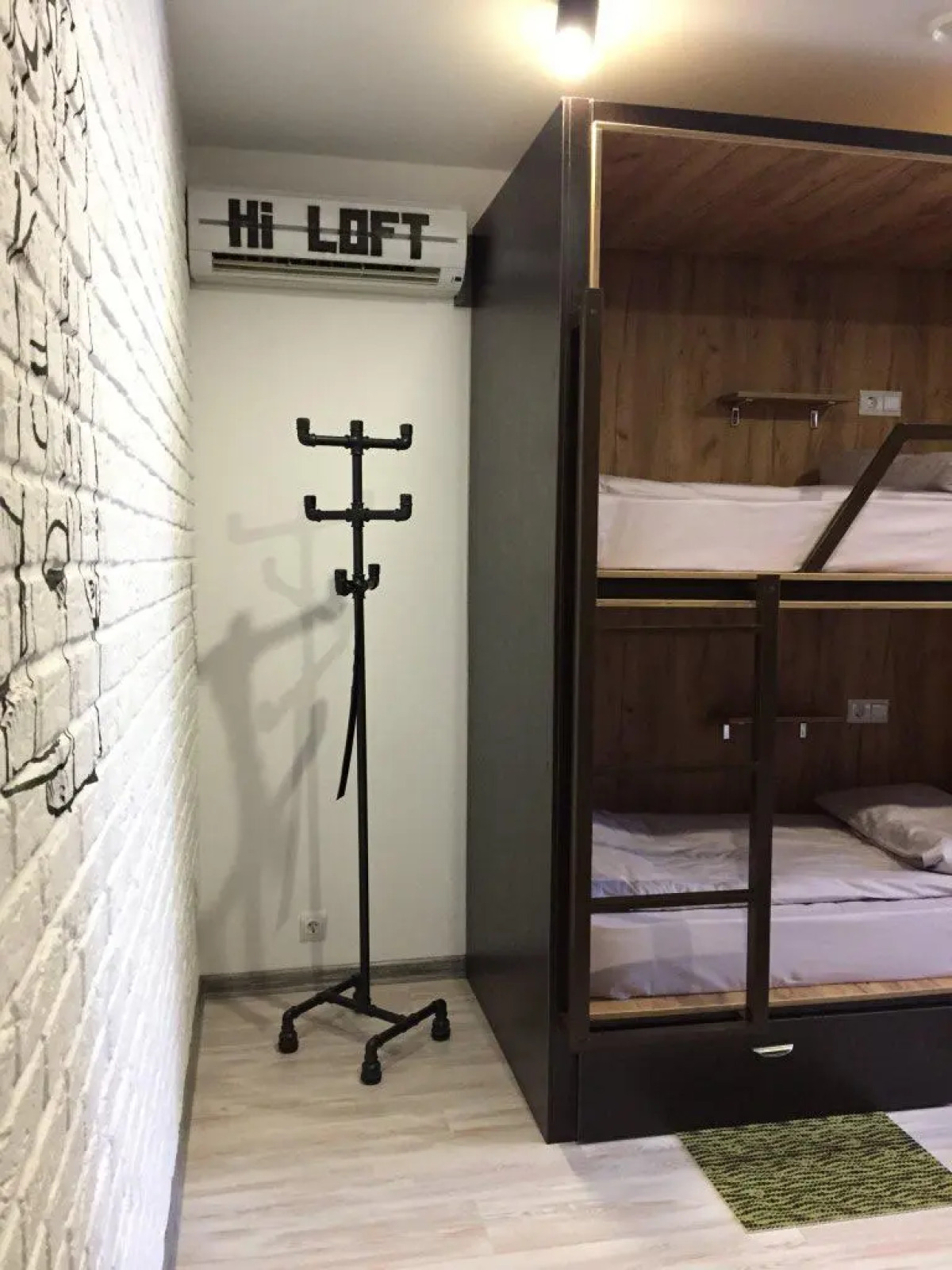 Меблированные комнаты Hi Loft