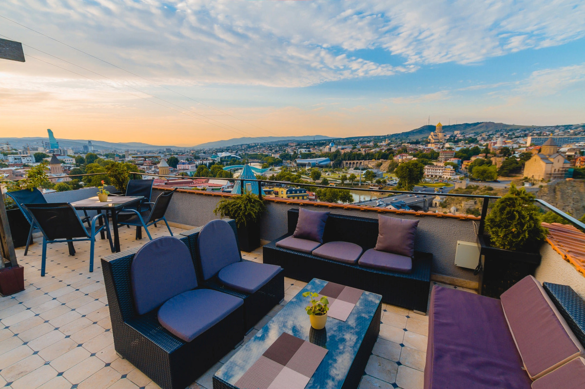 Отель Citadel Narikala