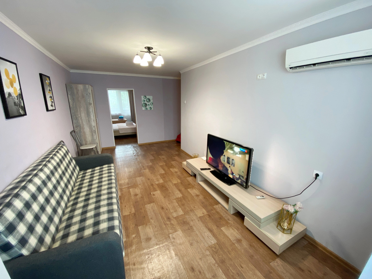 Апартаменты 3х комнатные на Кирова 14/2