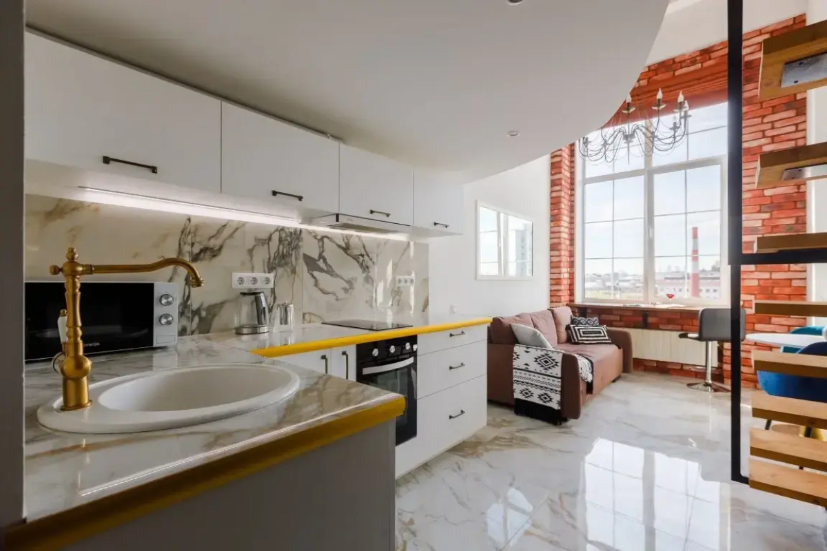 Апартаменты Queenstay Роял Лофт на Войковской