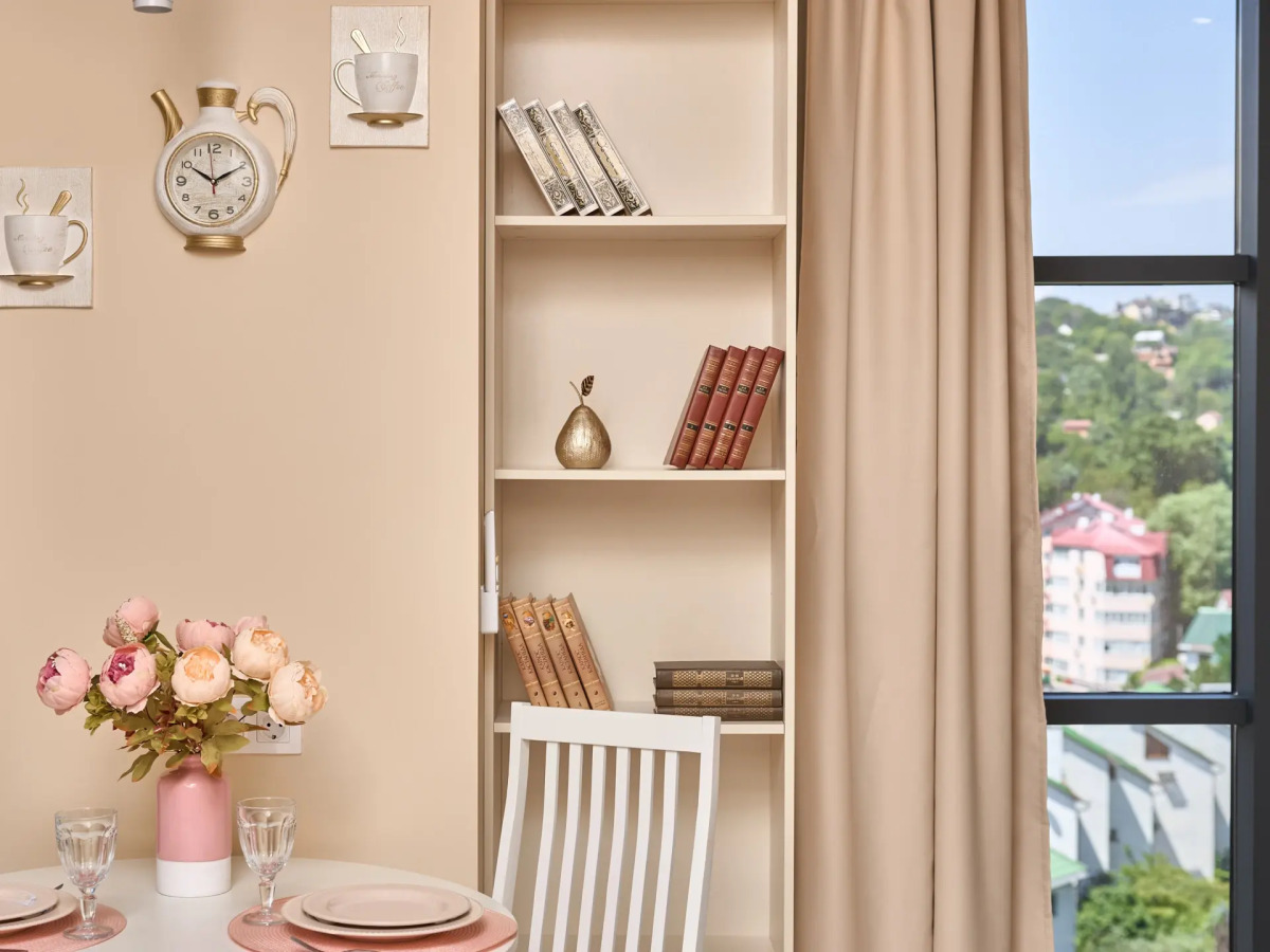 Апартаменты с Балконом Рядом с Парком Дендрарий