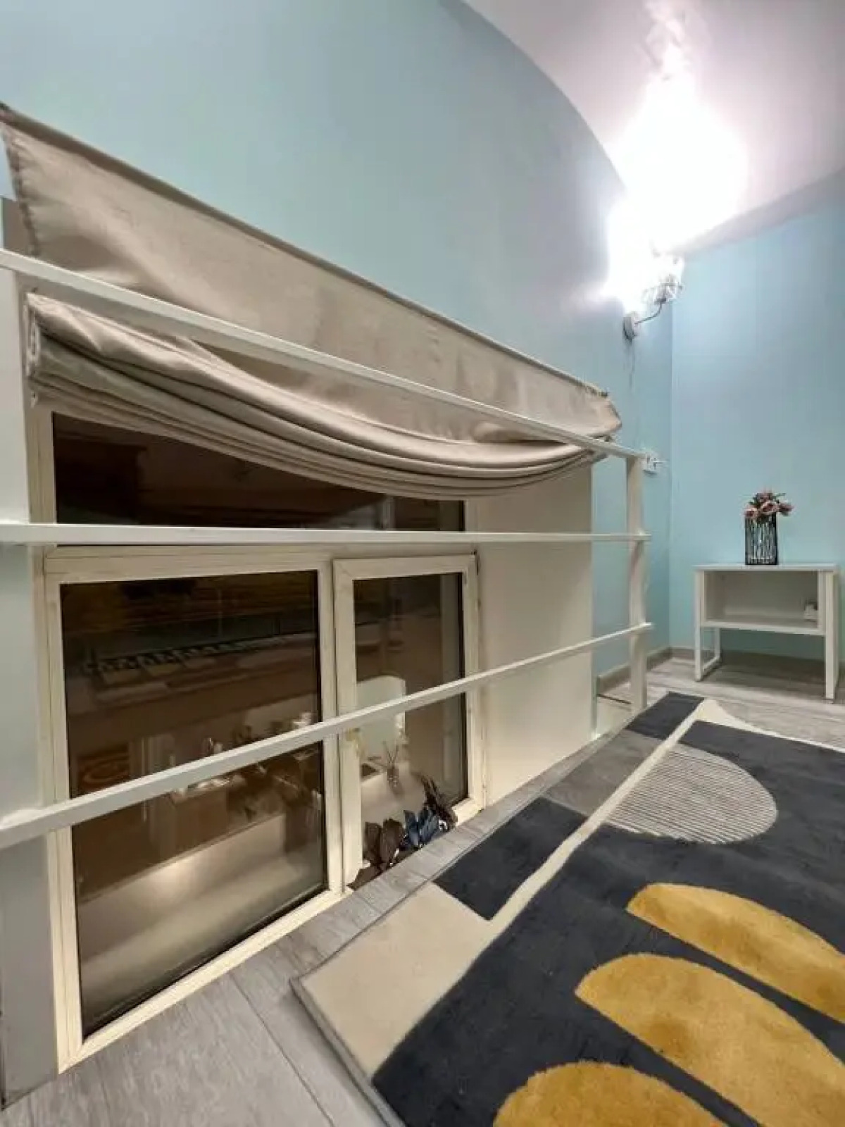 Двухуровневая студия Bright Yellow на Электрозаводской