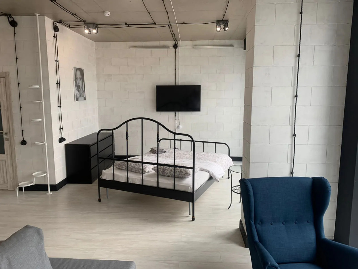 Апартаменты 1503 Верхнеторговая площадь 4