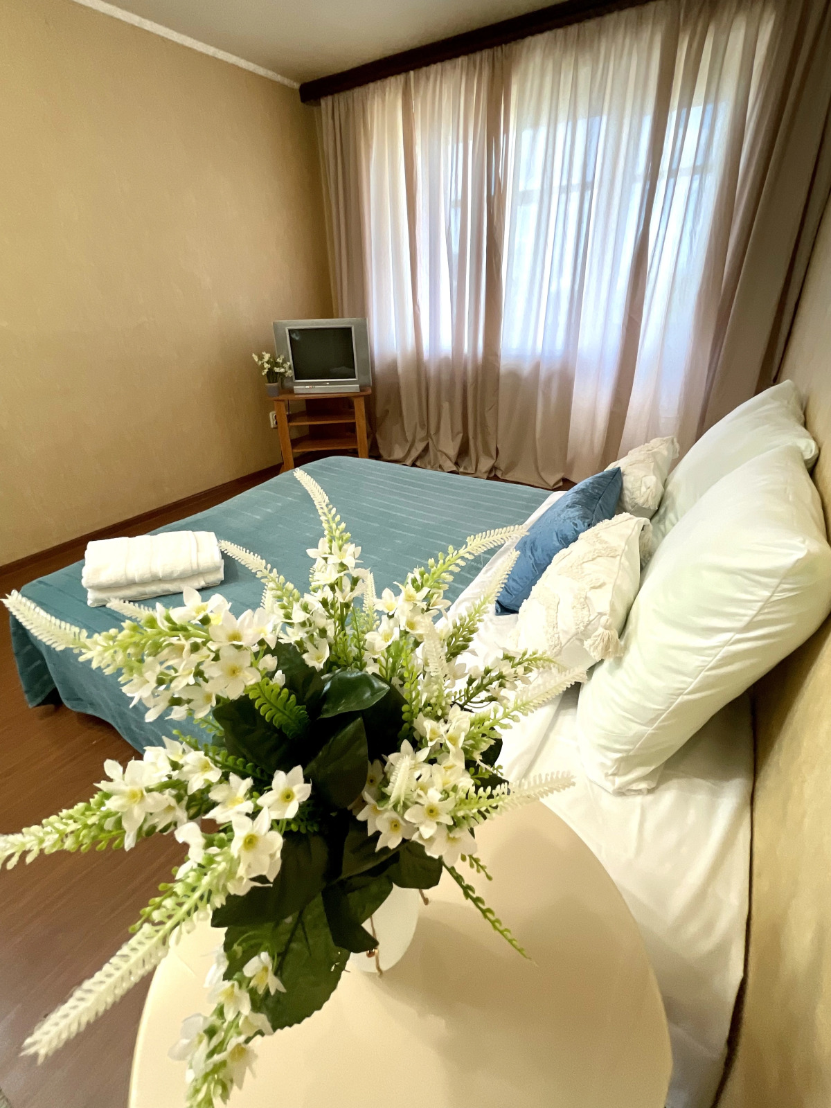 Апартаменты КВАРТ отель на Грибоедова 42