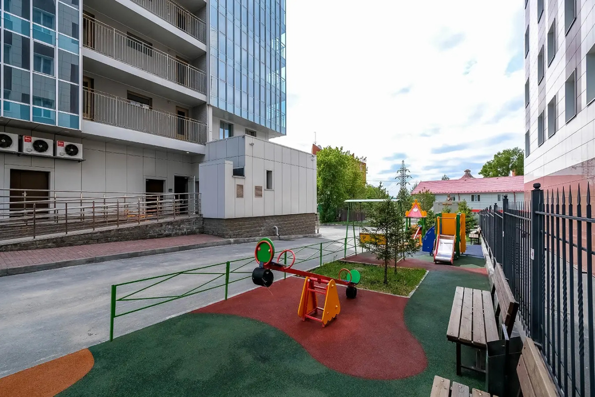 Однокомнатная квартира около жд вокзала на улице Ленина 81