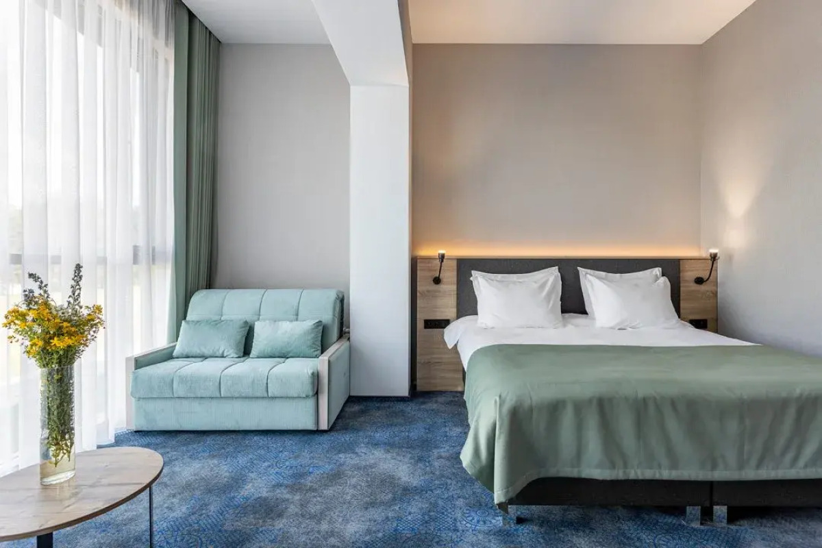 Парк-Отель Яркий