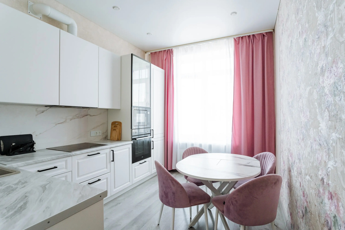 Апартаменты Просторные  Добрый дом на Мурзина рядом Мега, Аэропорт и трасса М5