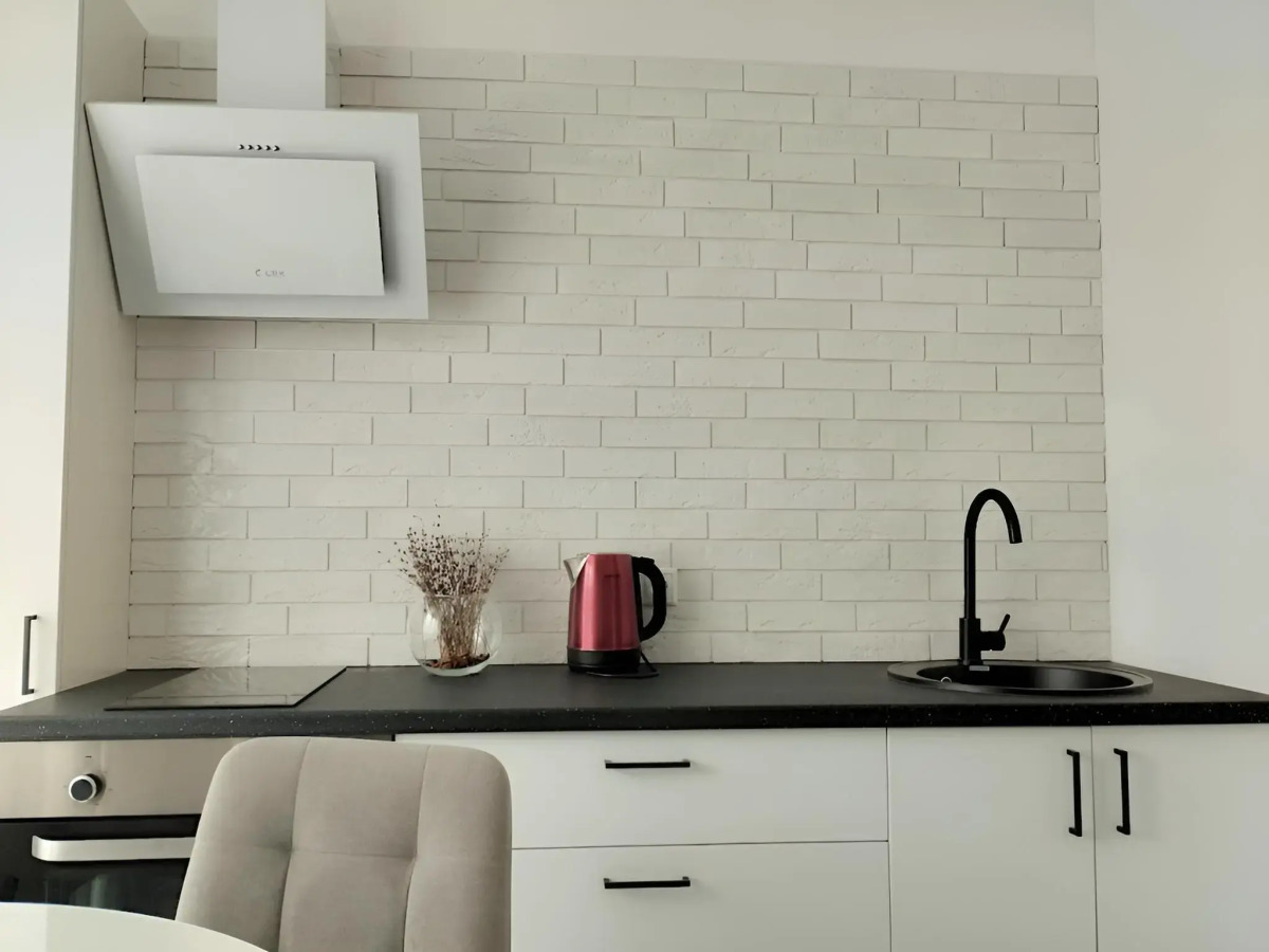 Квартира Двухкомнатная с Балконом и Красивым Видом