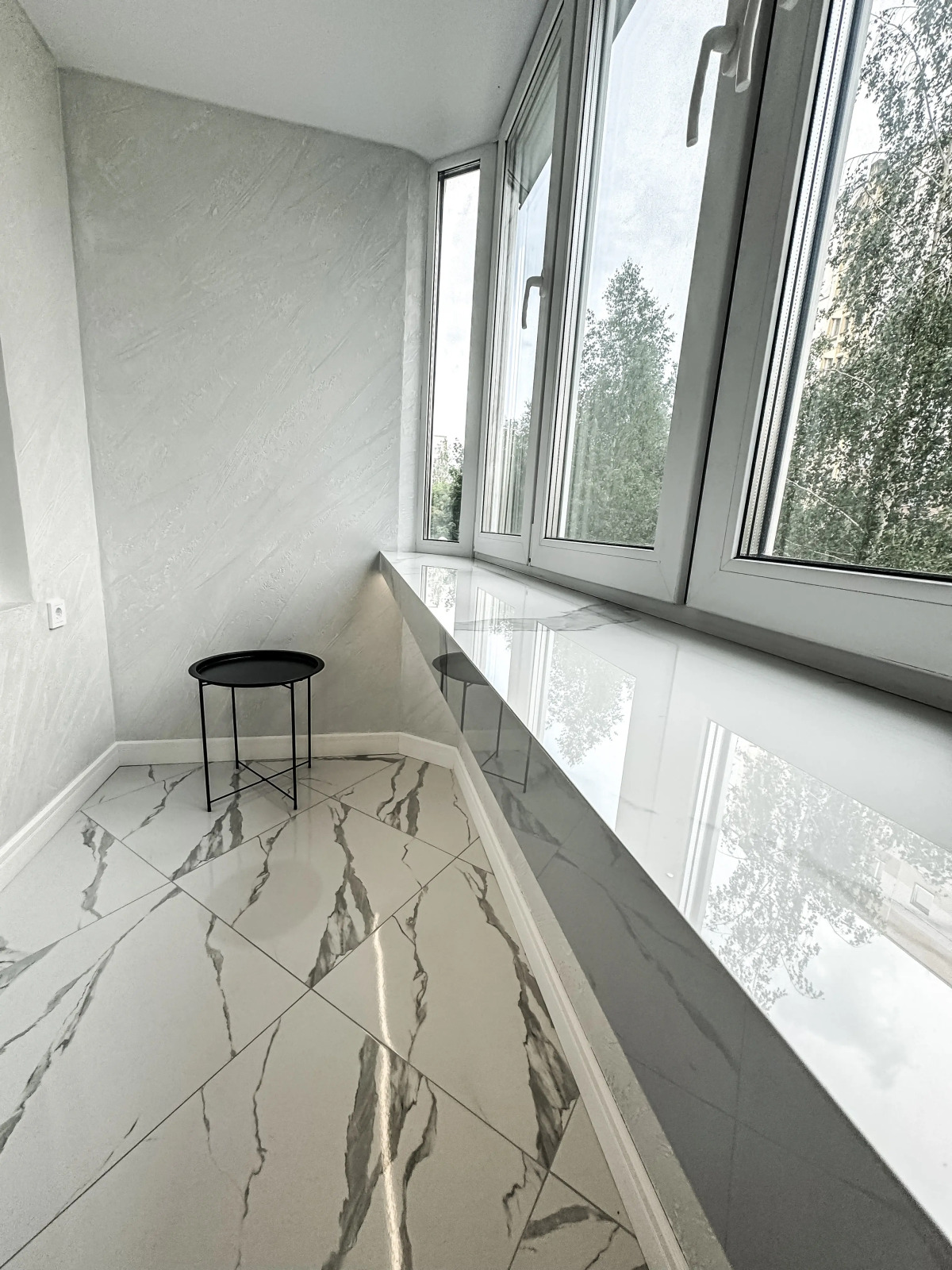 Апартаменты на Чкалова после ремонта, 2 комнаты: гостиная и спальня