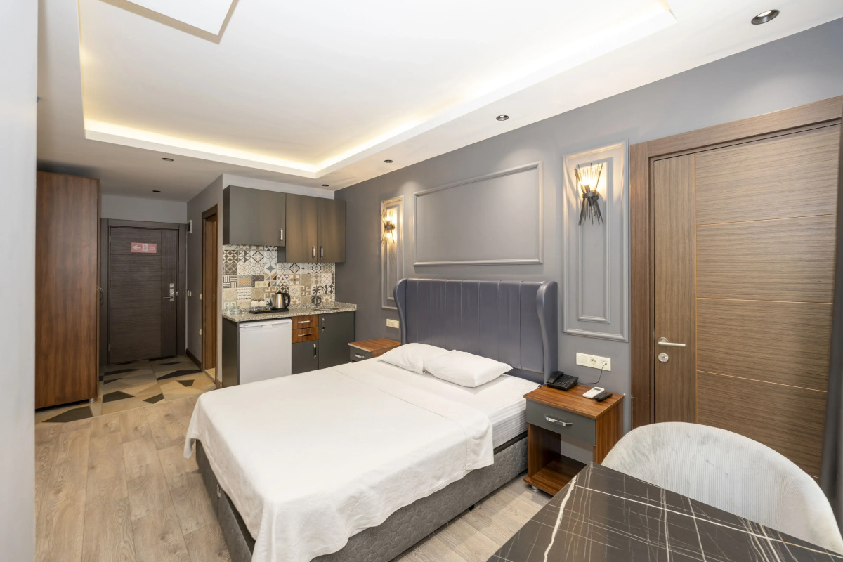 Отель Comfort Suites