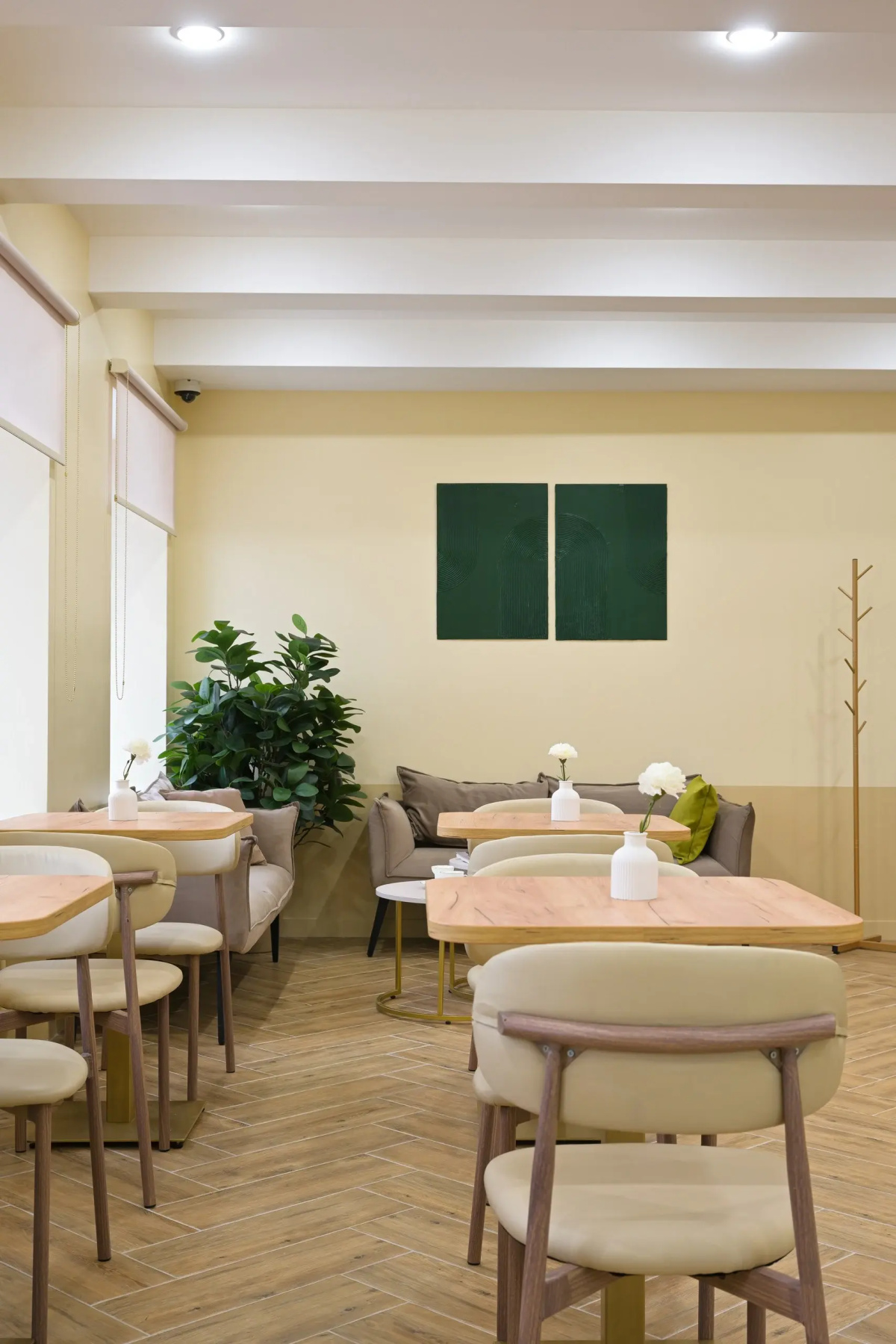 Отель Mirum Hotel
