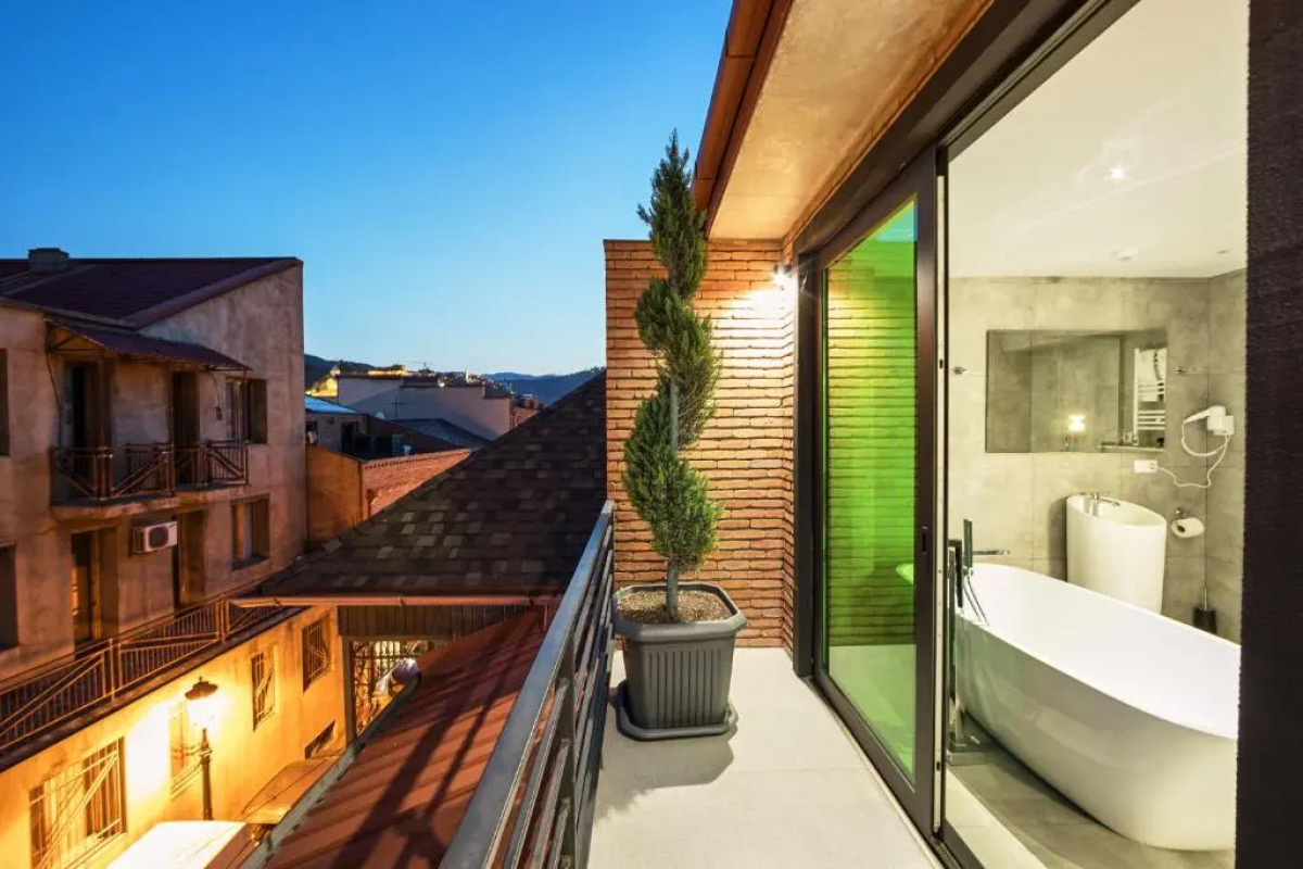 Отель Mit Tbilisi