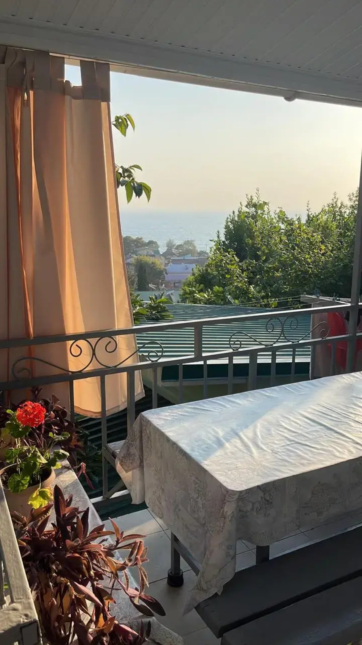 Гостевой дом Под Магнолией