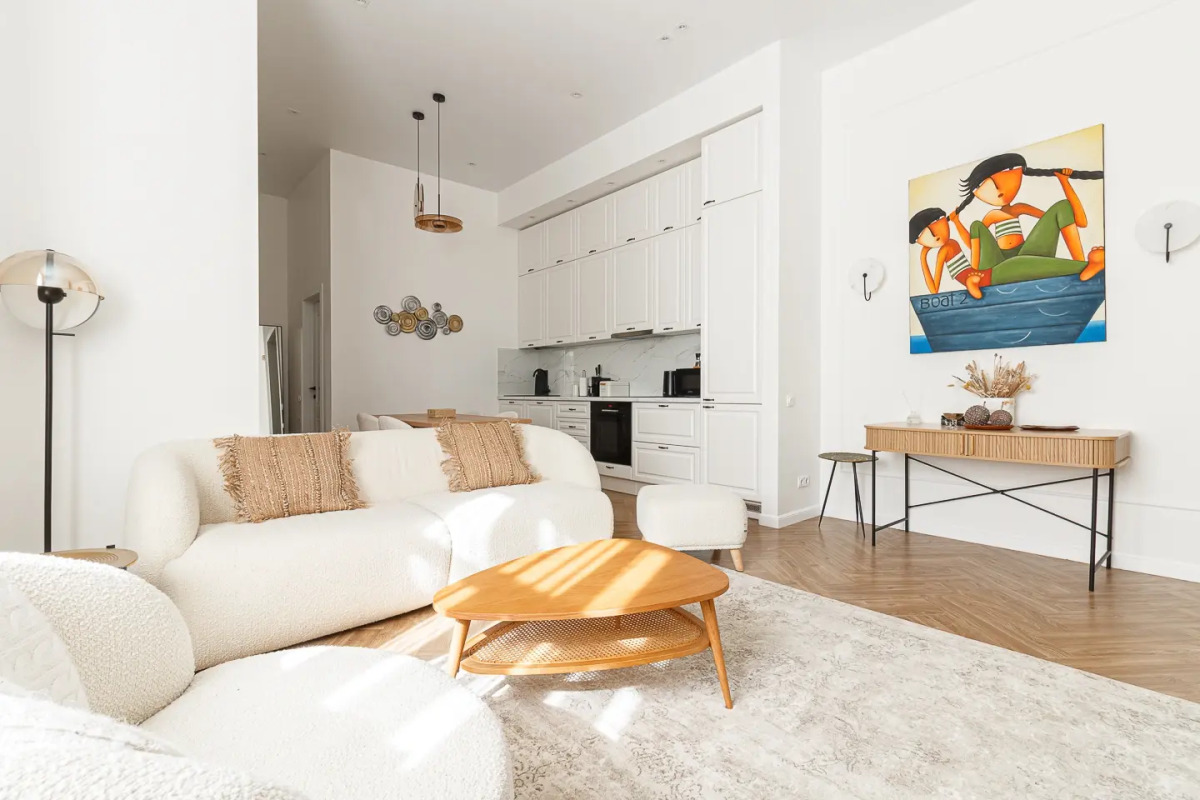 Квартира Большая и Светлая у Таврического Сада