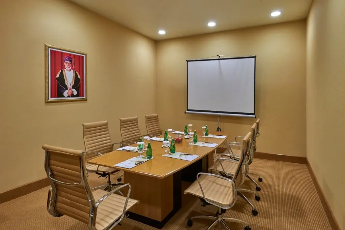 Отель Salalah Gardens Hotel Managed by Safir Hotels & Resorts