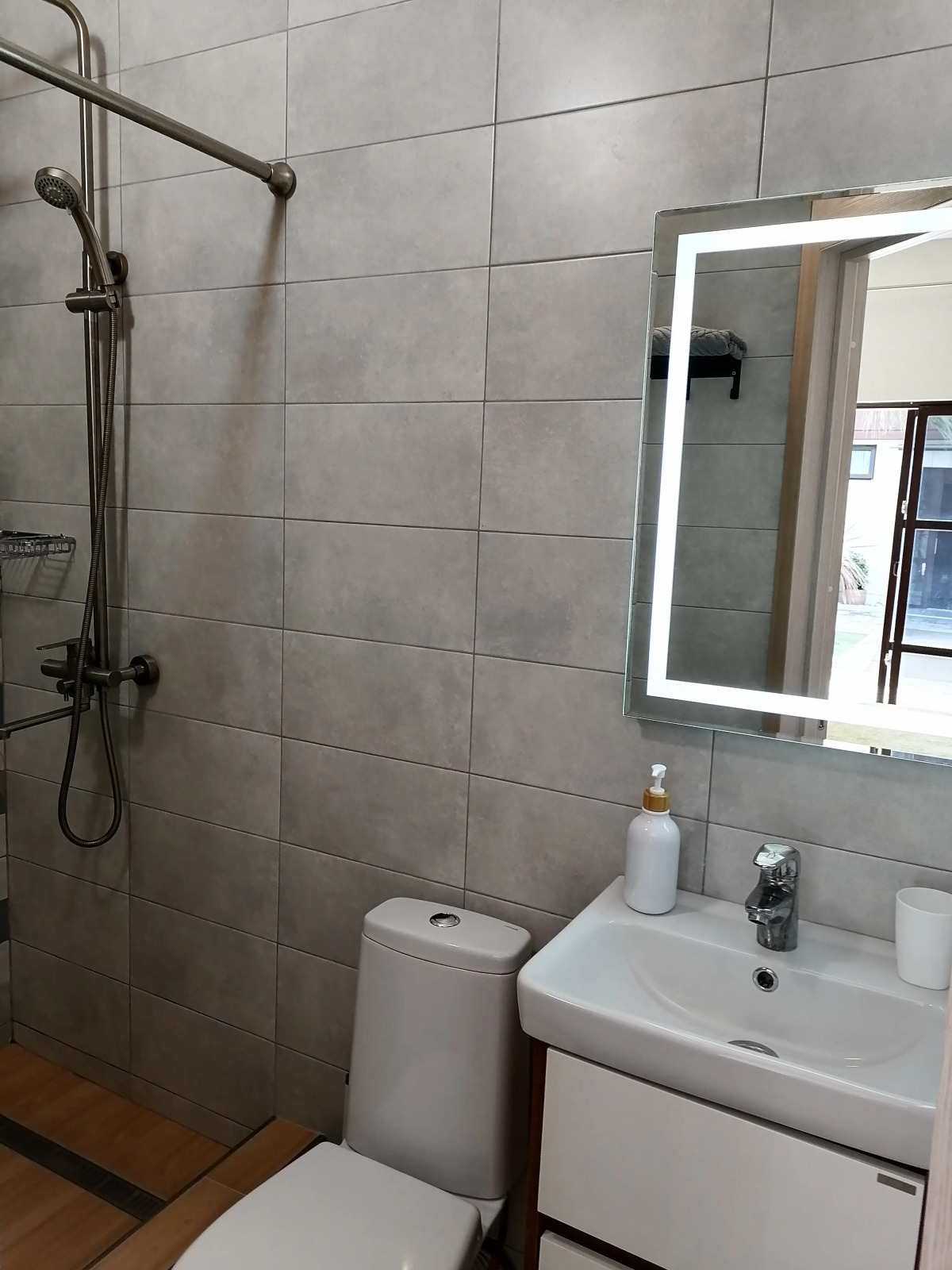 Апартаменты SubTropical Sochi 1