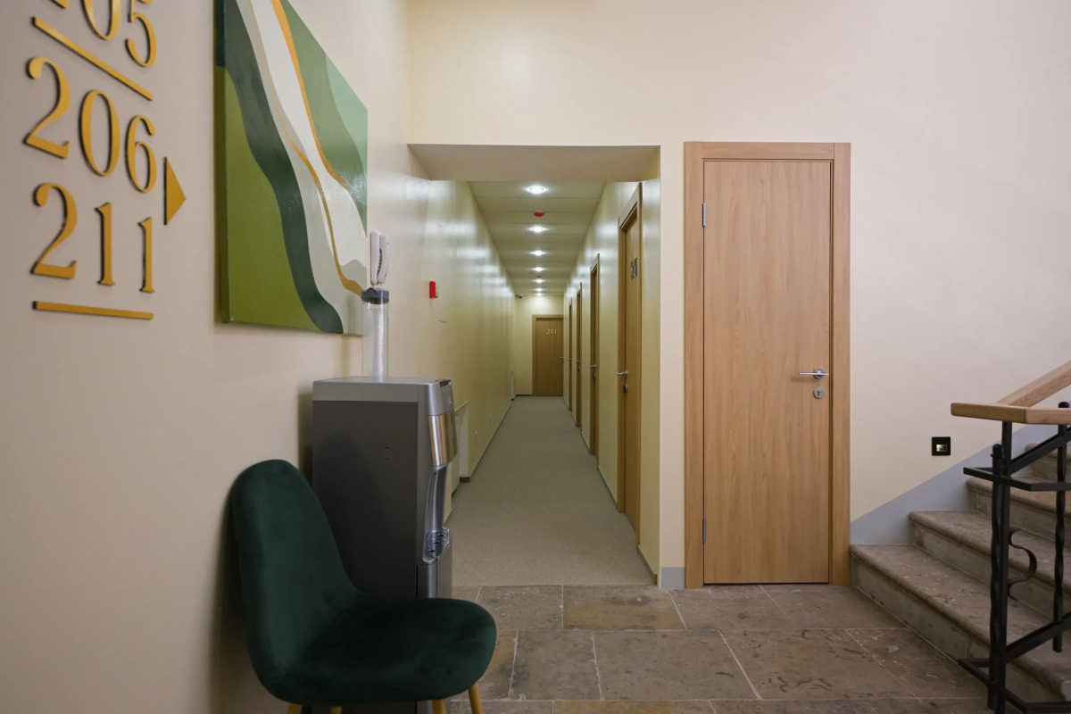 Отель Mirum Hotel