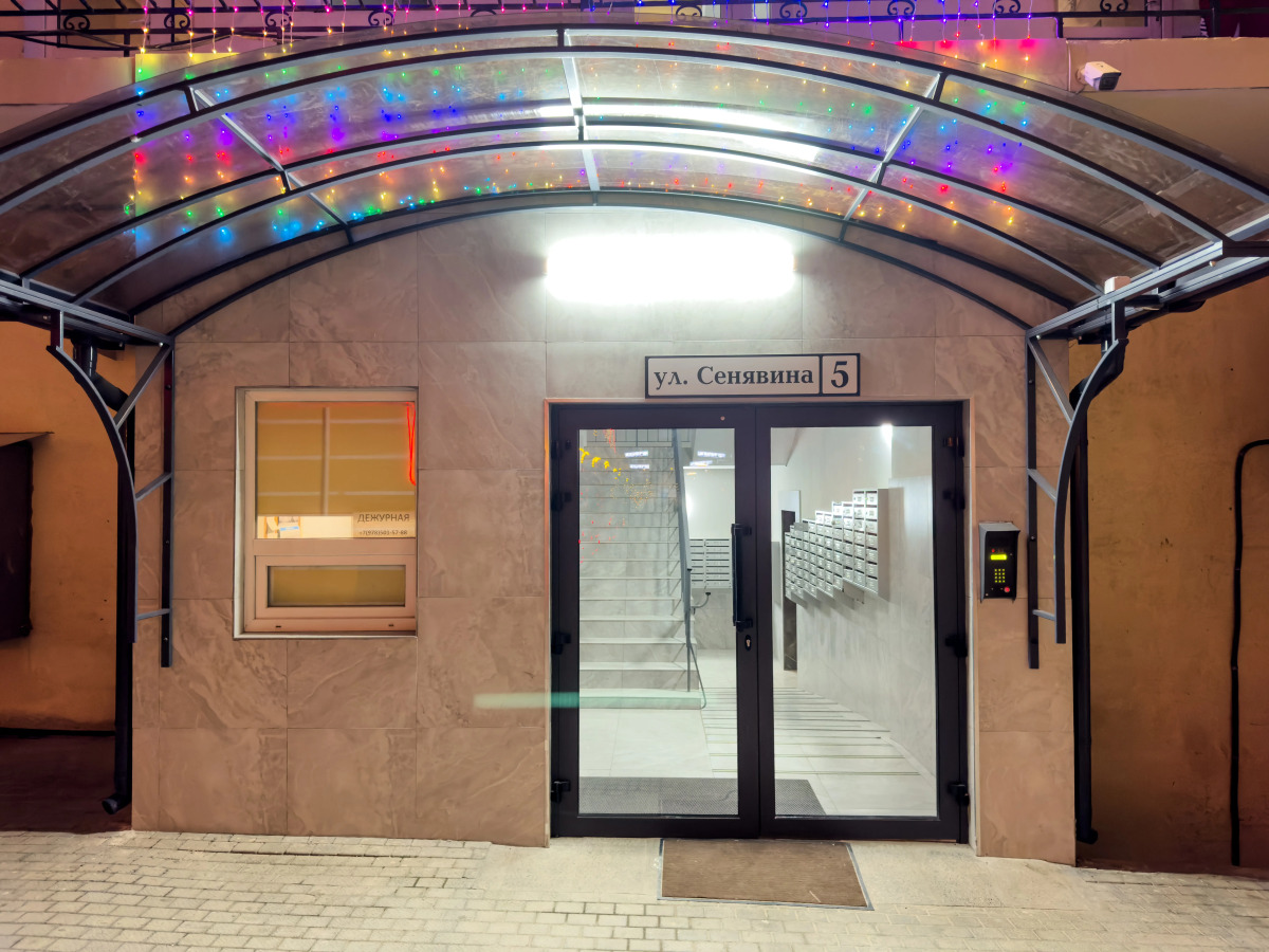 Апартаменты на Сенявина 5