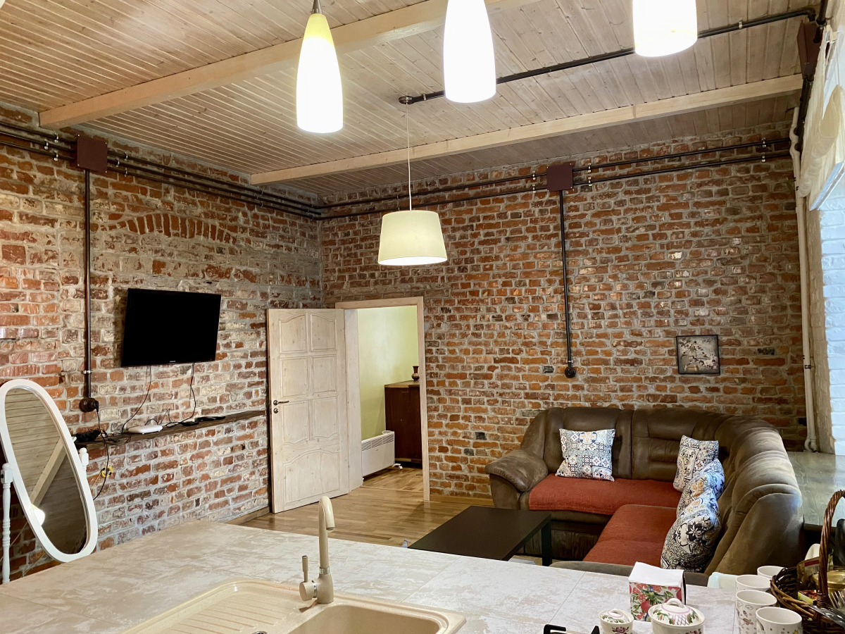 Апартаменты Ленина 15