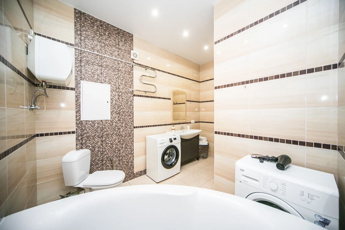 Апартаменты 3 комнатные Интернациональная 2 Центр города