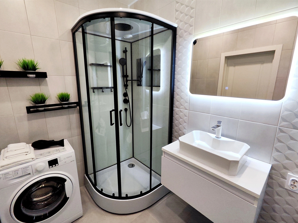 Квартира Enigma Apartments - Студия с панорамным окном в ЖК Аквамарин