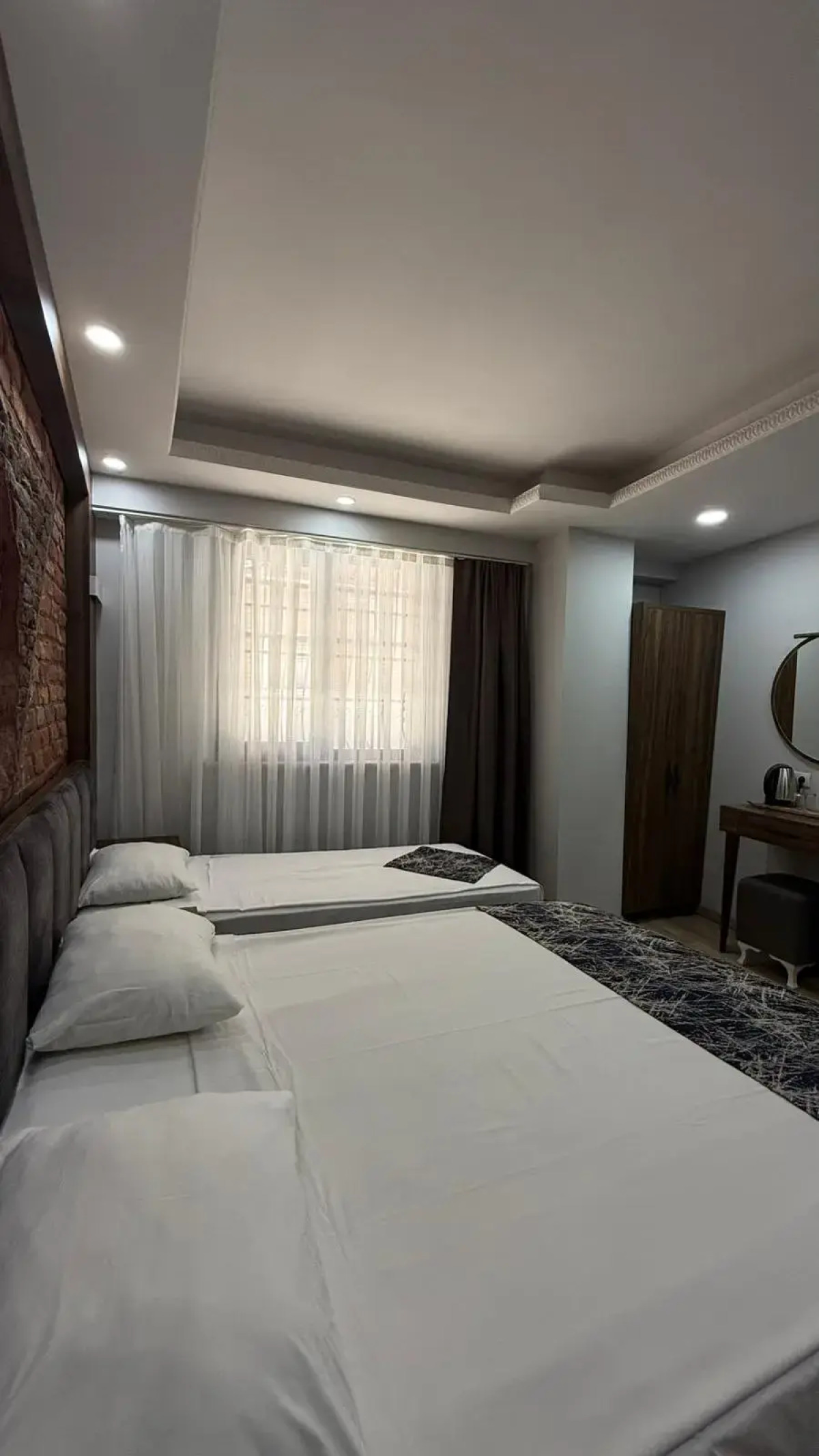 Отель Han Suite