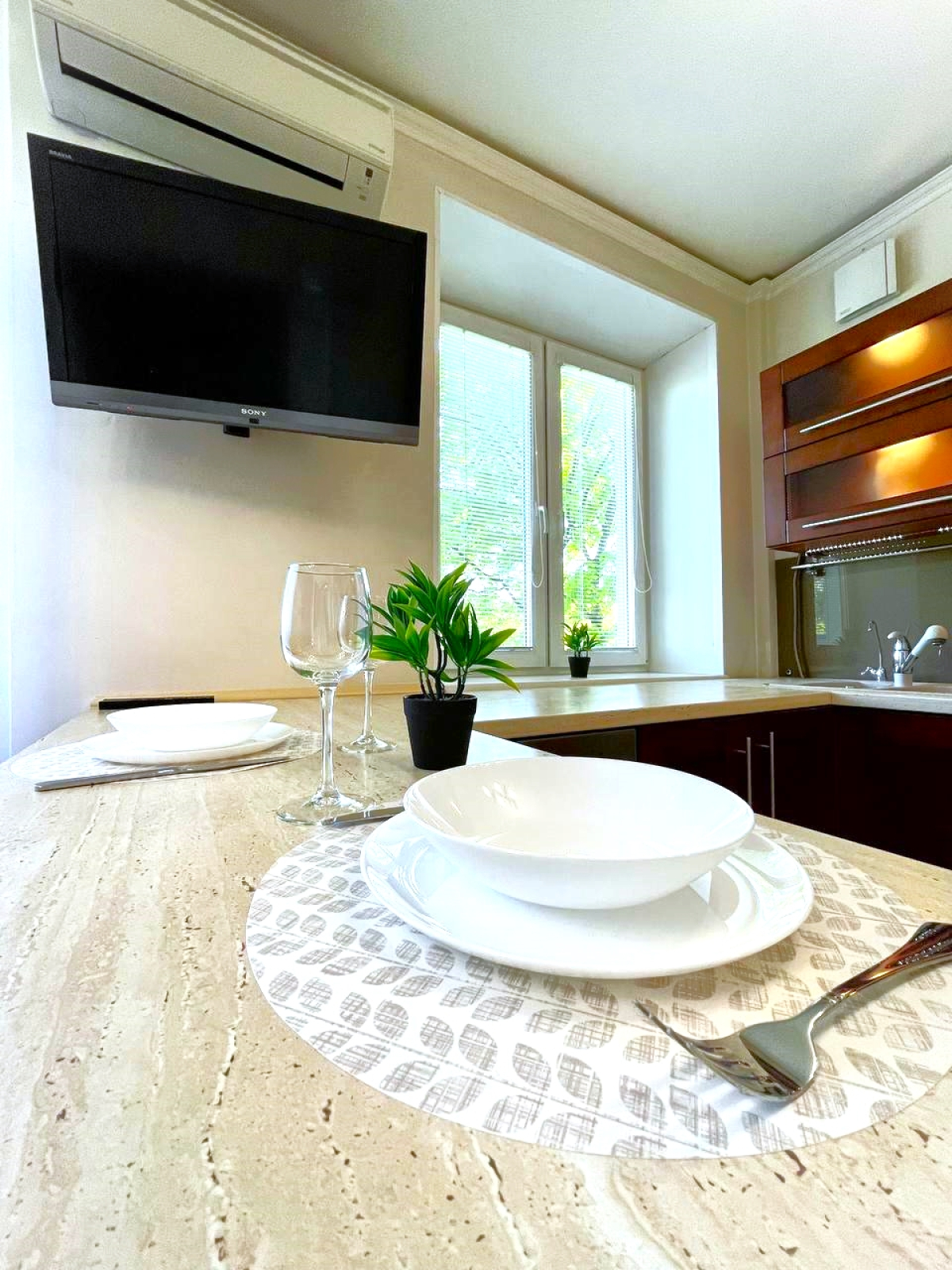 Квартира Уютная 2-х комнатная в 1 минуте от метро Академическая