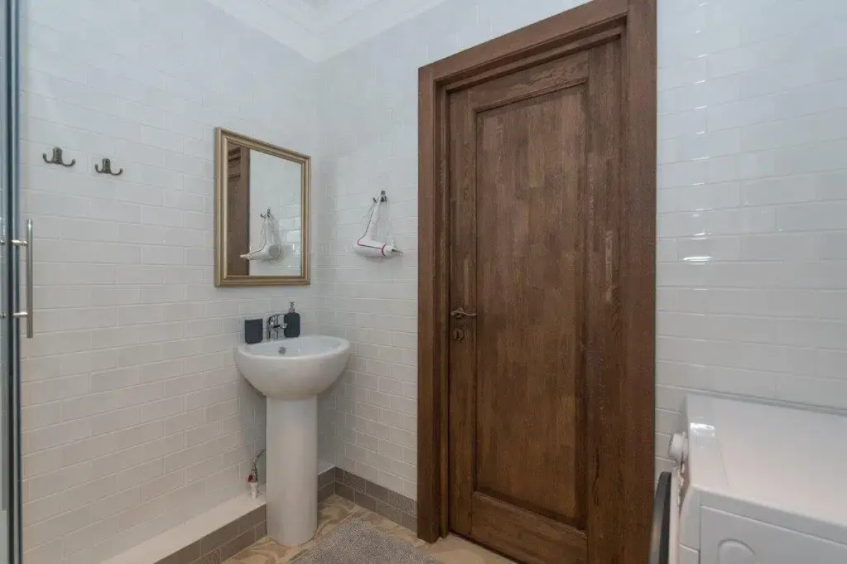 Апартаменты в Центре Города у Нарымского Сквера