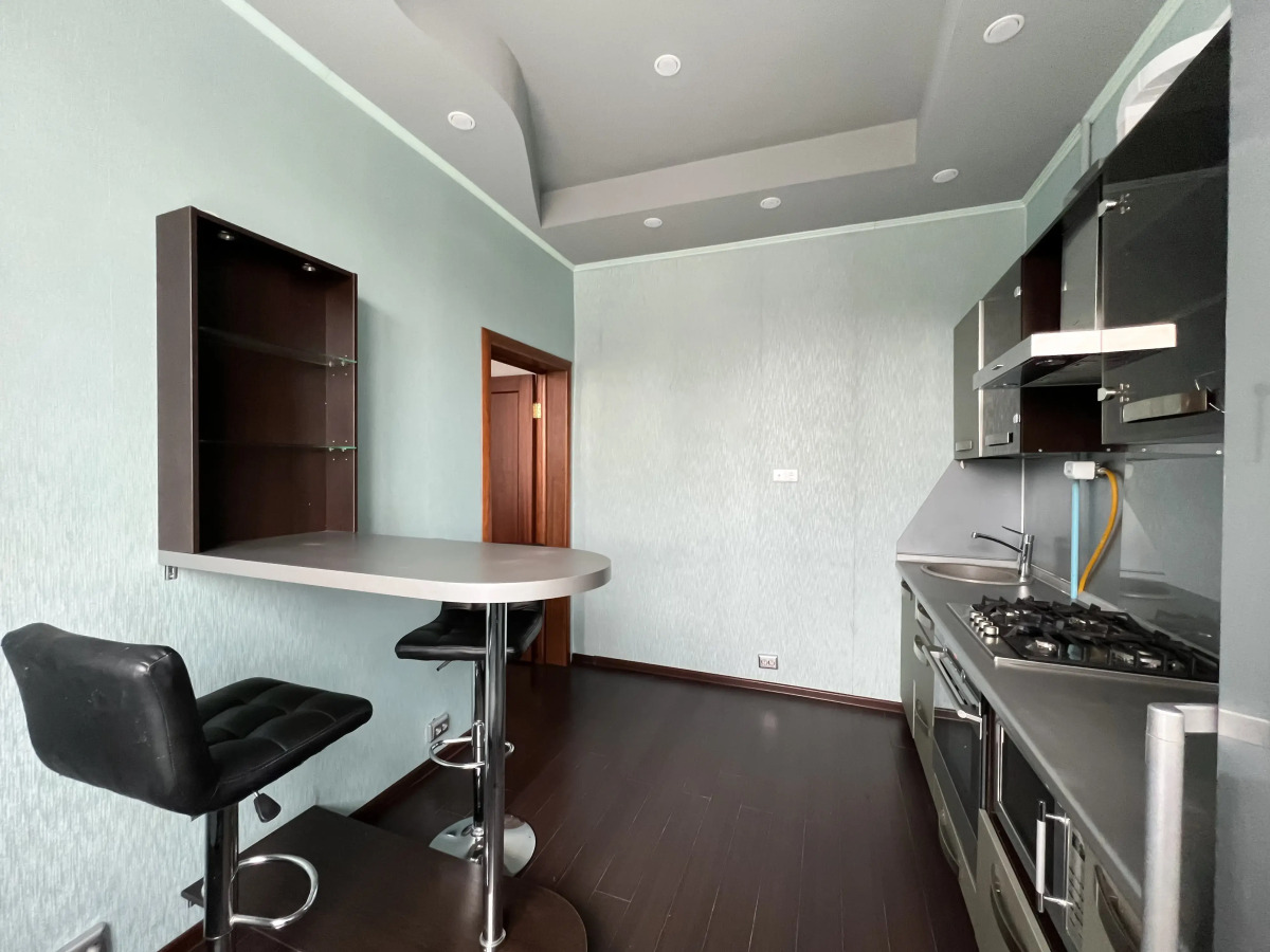 Квартира 1-комнатная  на Карла Маркса 6/1