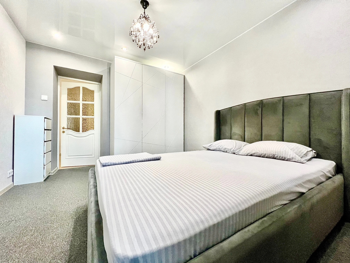 Апартаменты Трехкомнатные на Мира у ТРК Столица