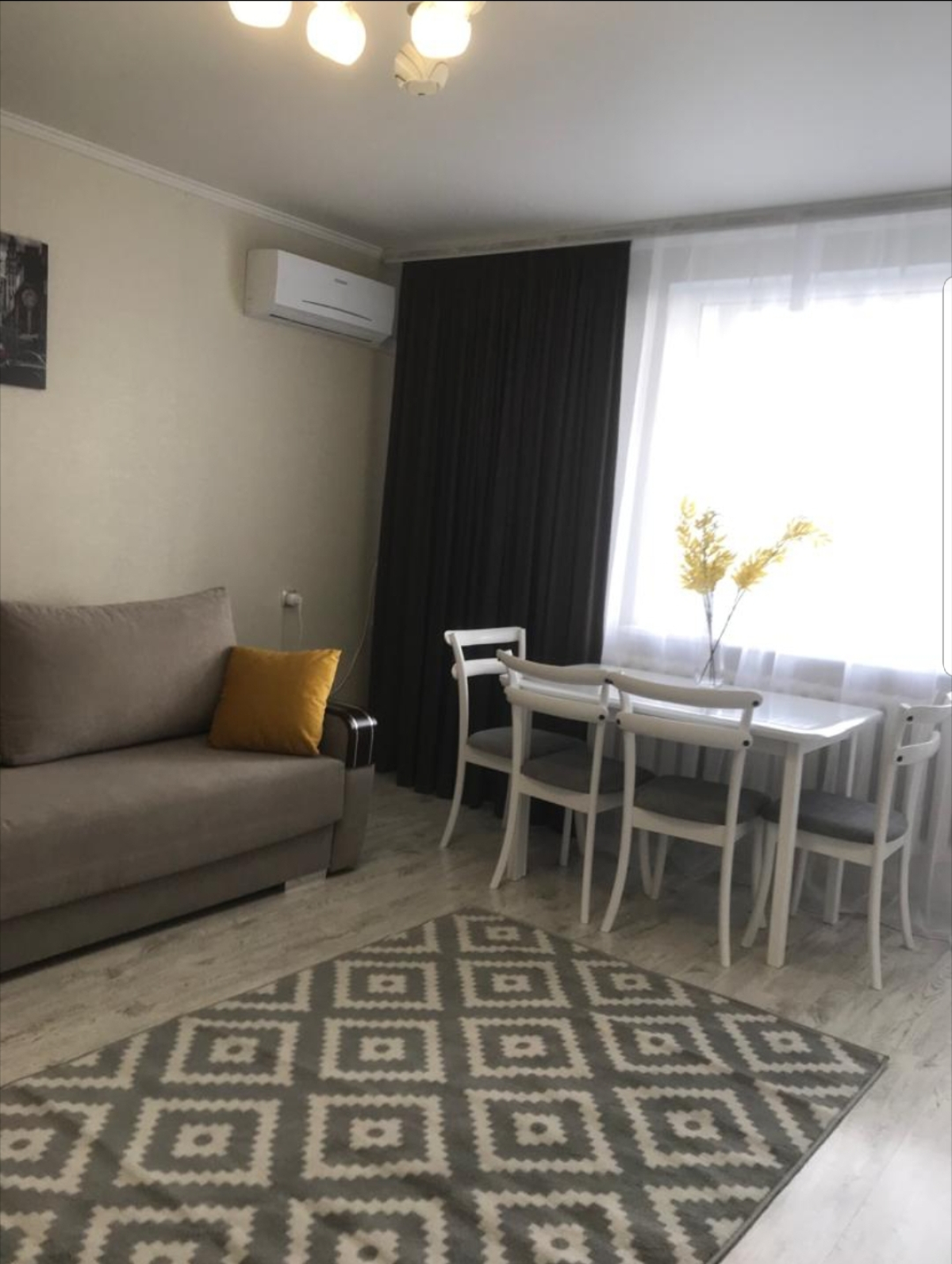 Квартира Черняховского 10