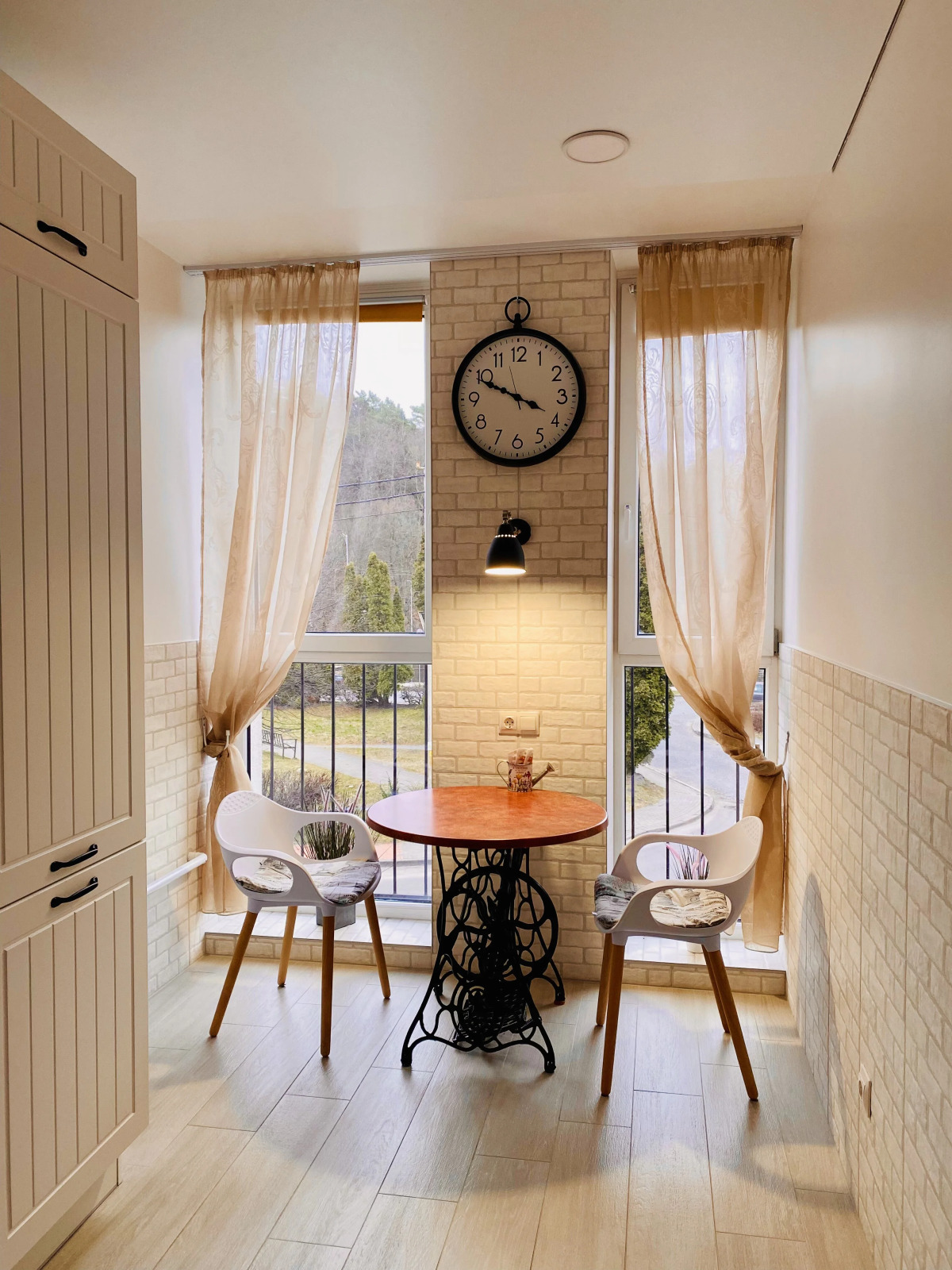 Апартаменты "Адам и Ева " у Озера