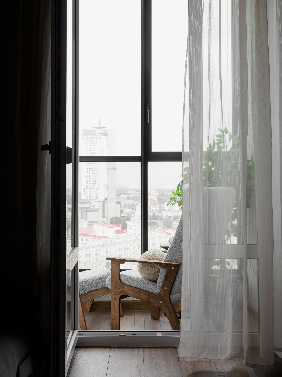 Квартира Современная возле центра и ЖД вокзала