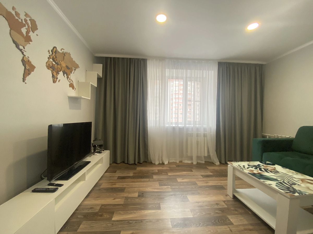 Апартаменты Две Подушки на Возрождения 86 A - 445