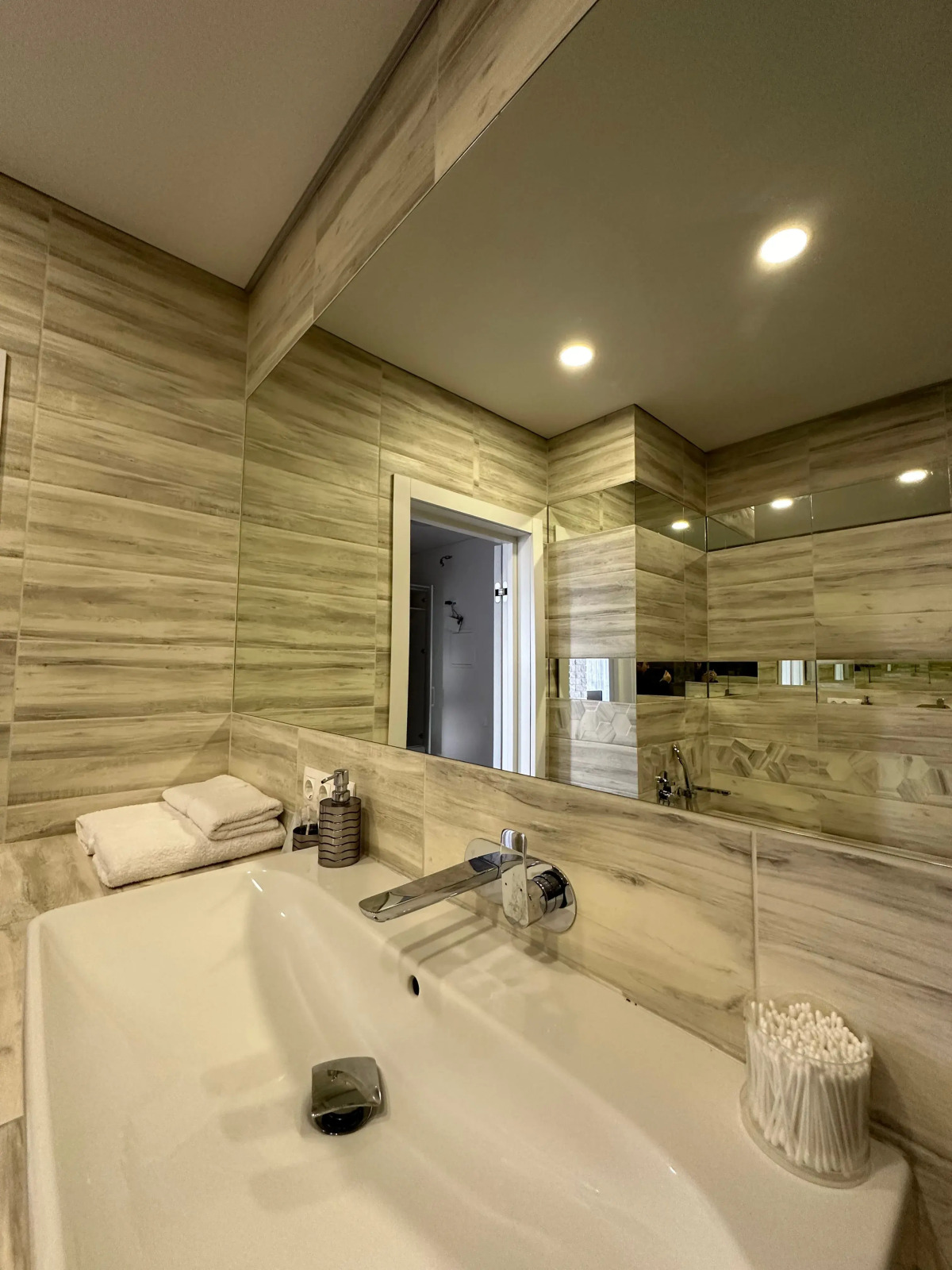 Апартаменты Четырёхместная светлая студия в центре Бреста