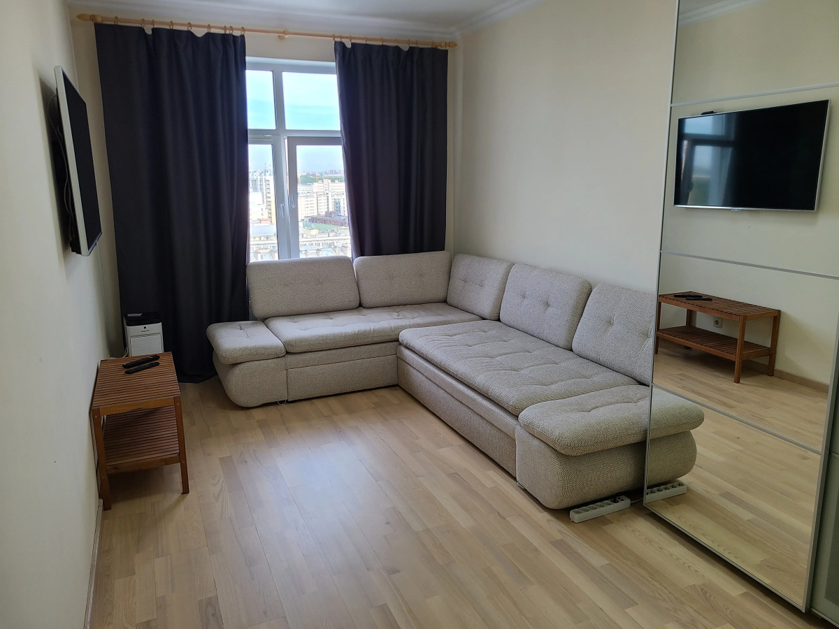 Апартаменты на Фрунзенской с видом на город