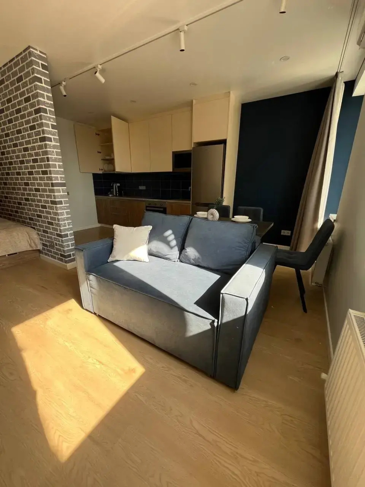 Апартаменты просторные Эль Апарт с стильным ремонтом и видом на Ростове