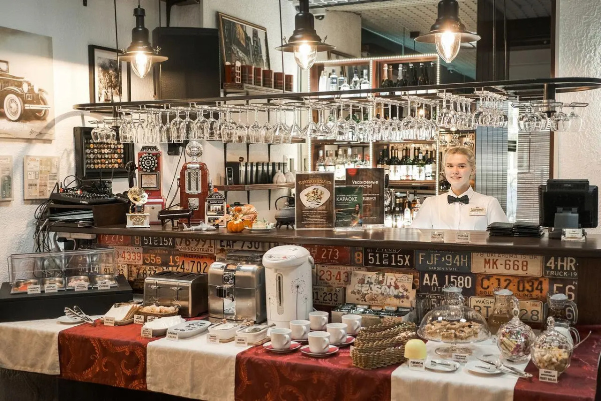 Отель Континент