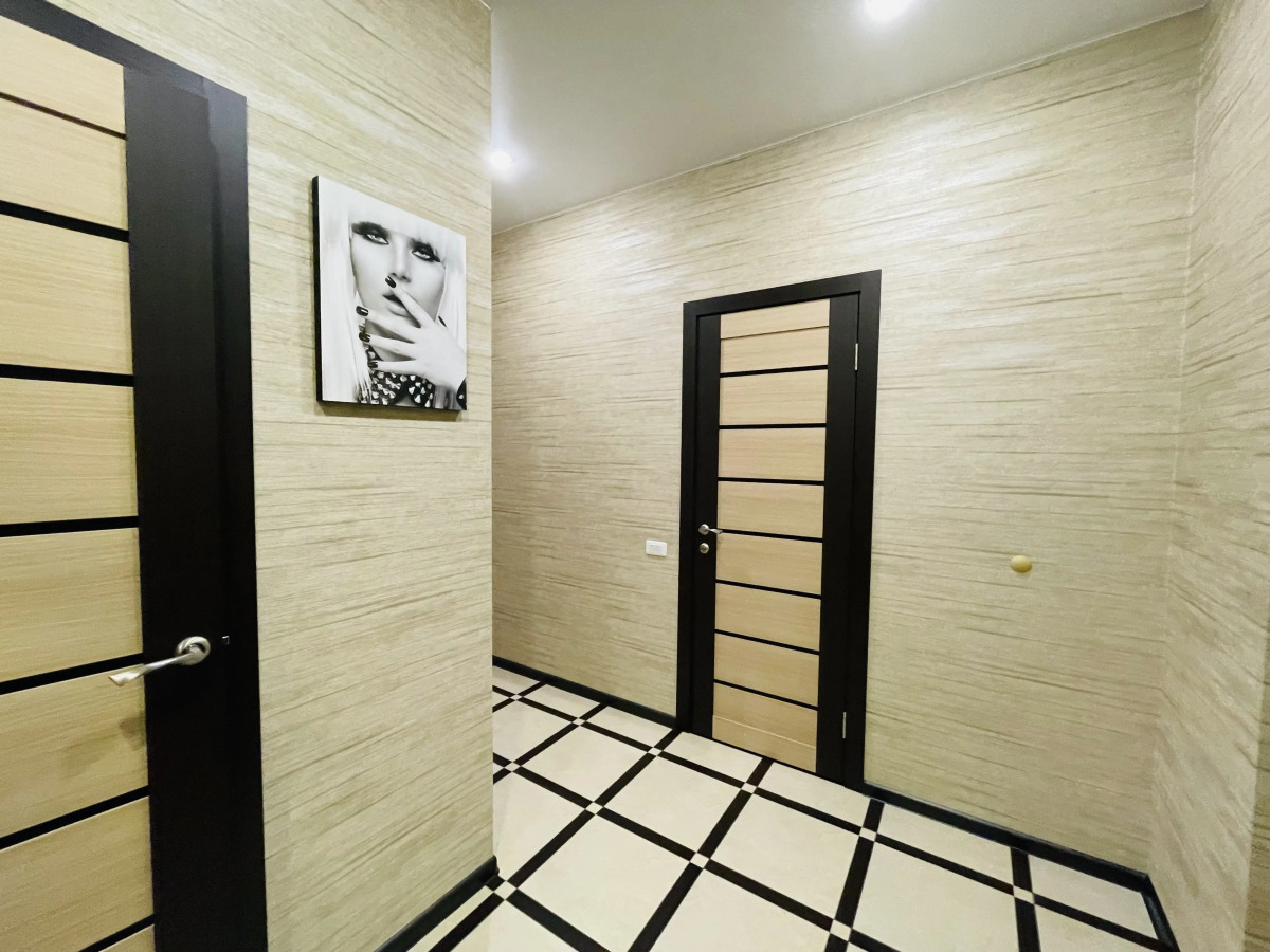 Квартира самый центр Плеханова 14 5 этаж