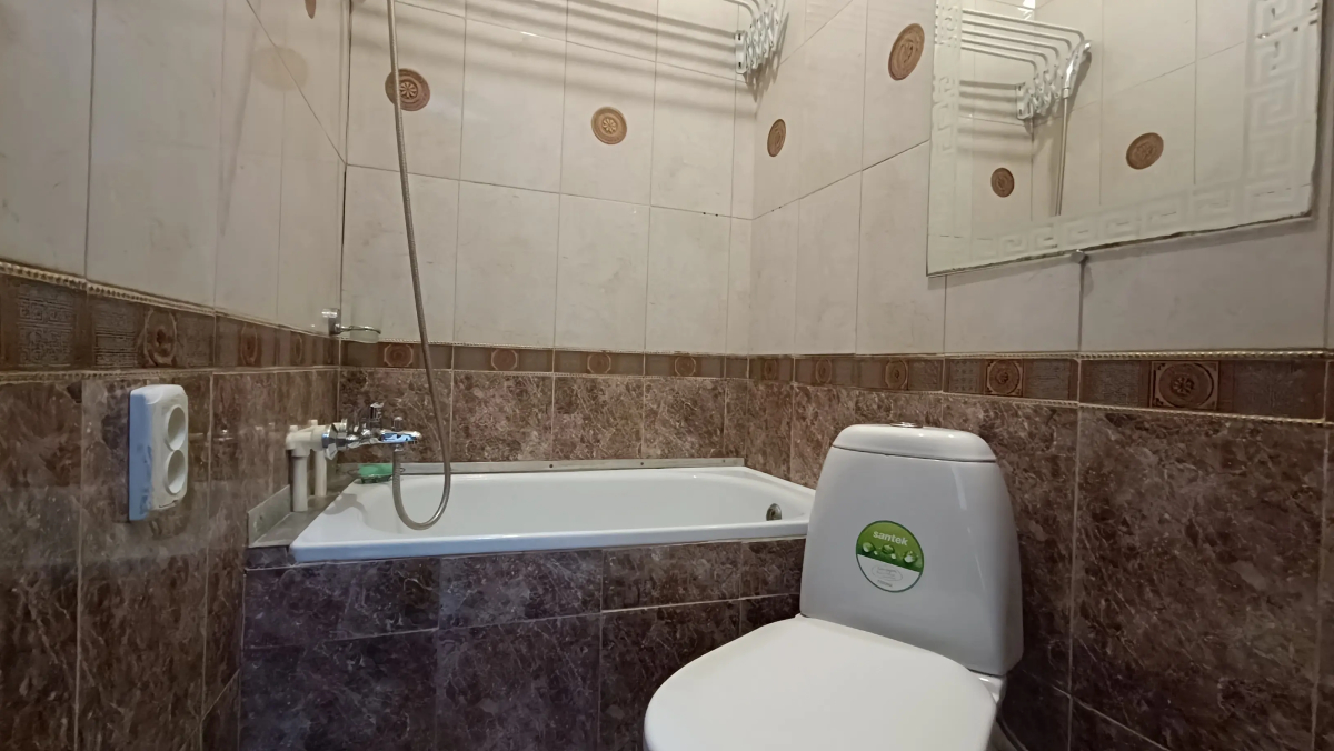 Квартира с двумя спальнями в курортной зоне рядом с Верхним рынком