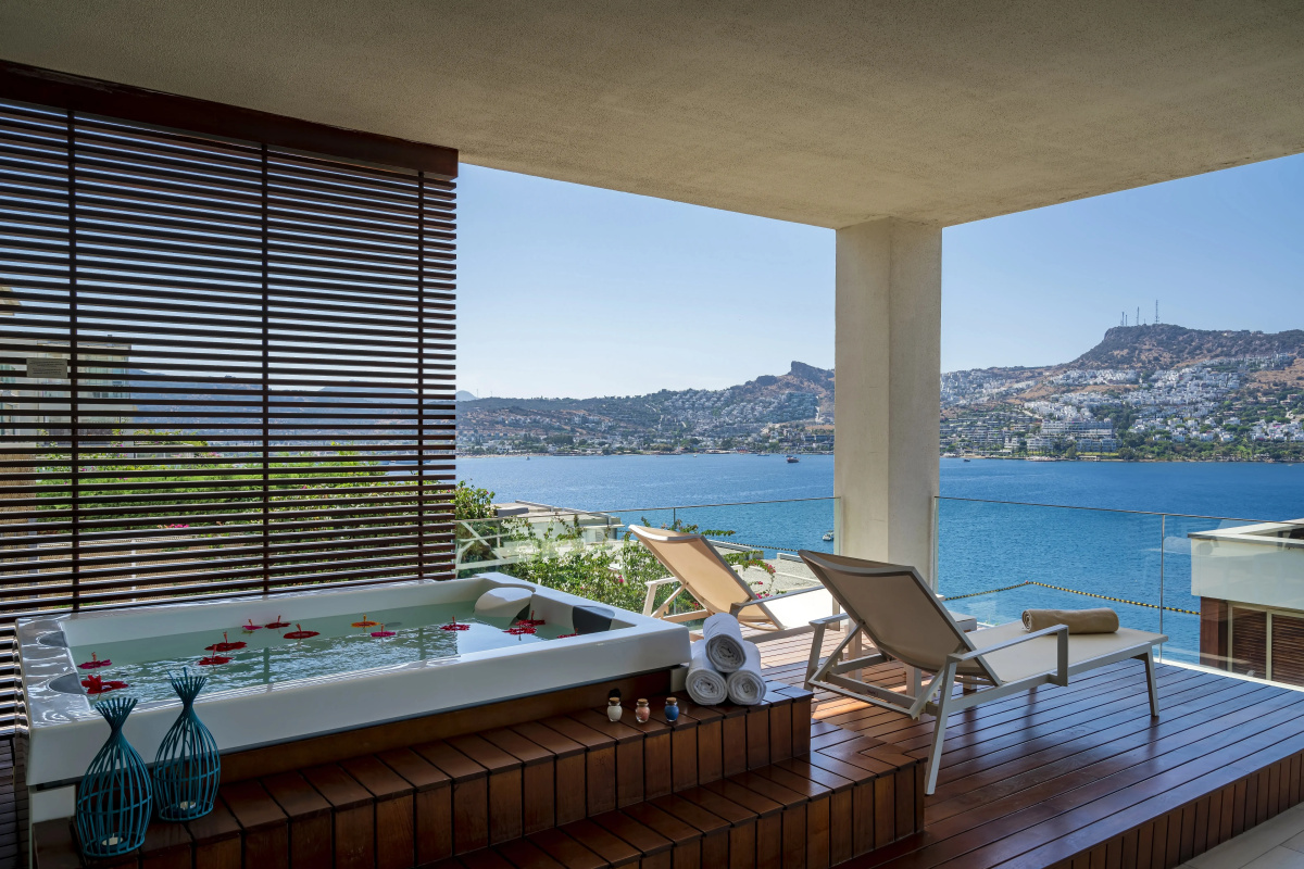 Mivara Luxury Resort & Spa Hot