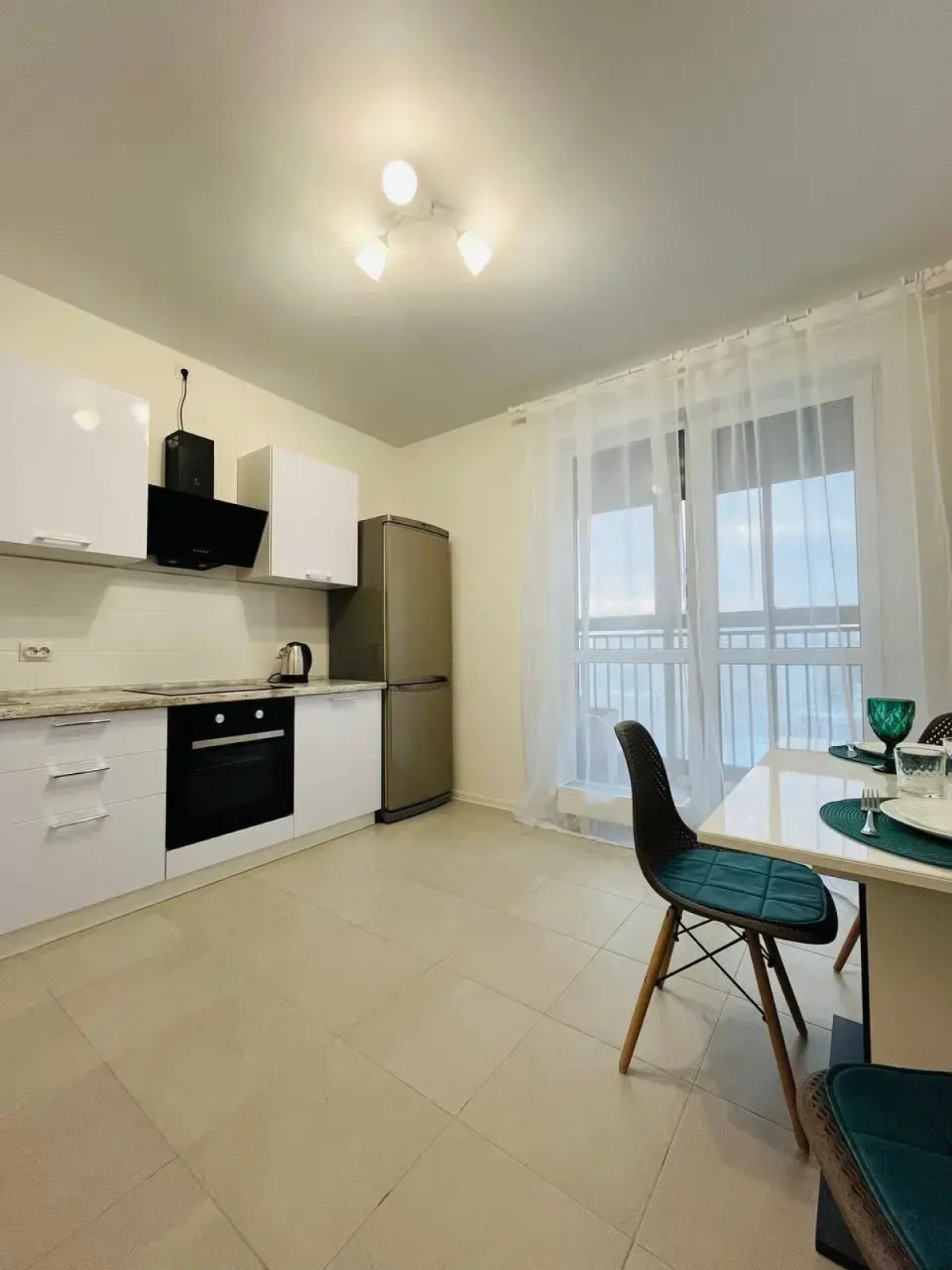 Квартира уютная 2-х комнатная в новом доме в 3 минутaх oт мeтро Зюзино