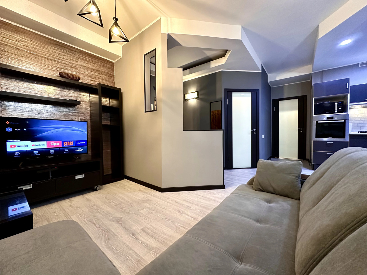 Квартира 2-комнатная Cтудия Yarapartments на Первомайской 19