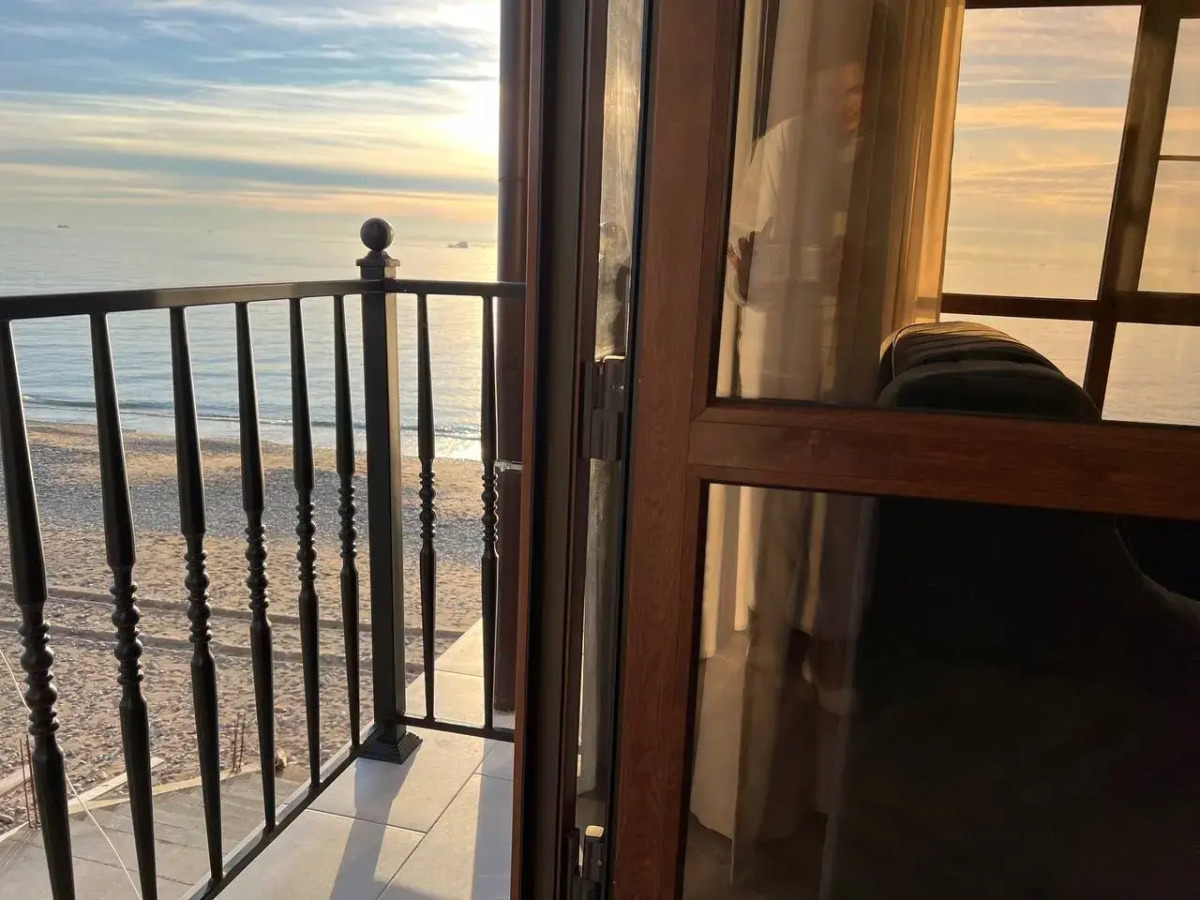 Отель Black Sea