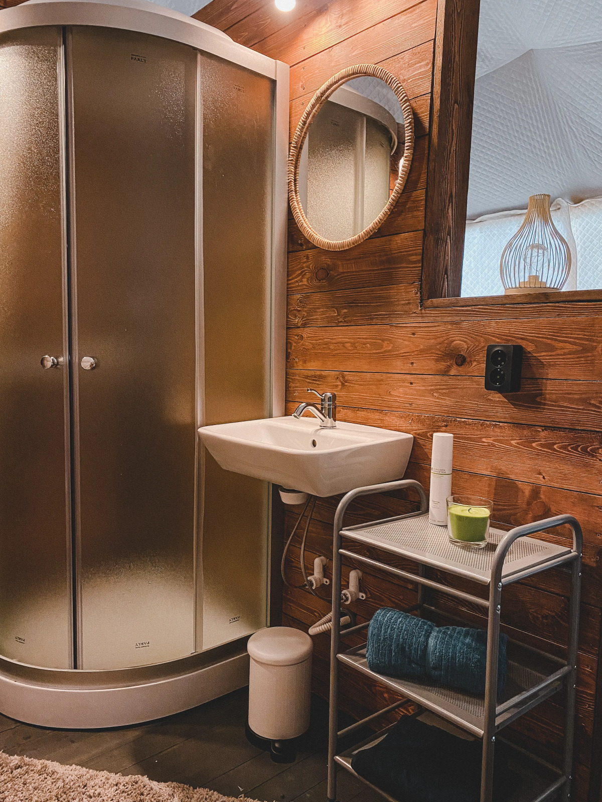 Глэмпинг Веззика