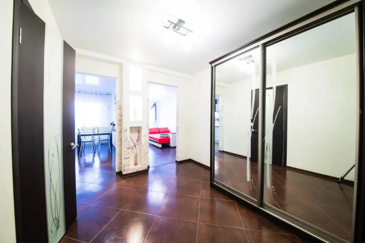 Апартаменты на Симбирцева 40