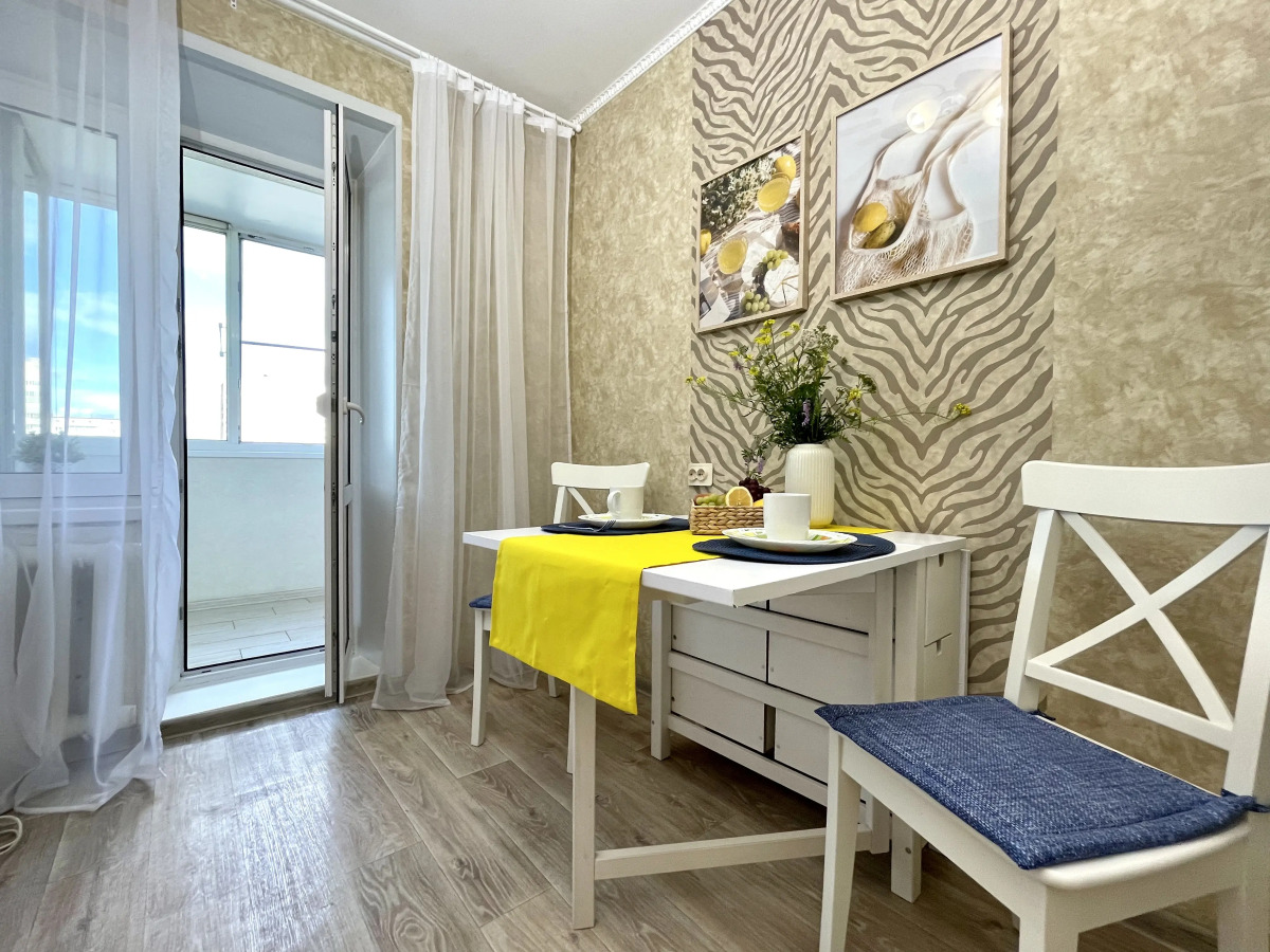 Квартира Приятная Около Вредена  на Веденеева 4